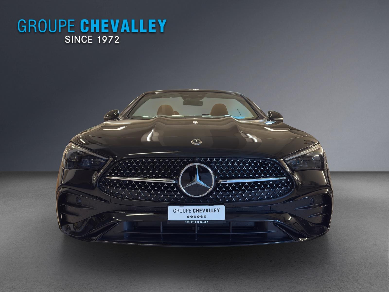 MERCEDES-BENZ CLE 200 4M Cabriolet-image-3
