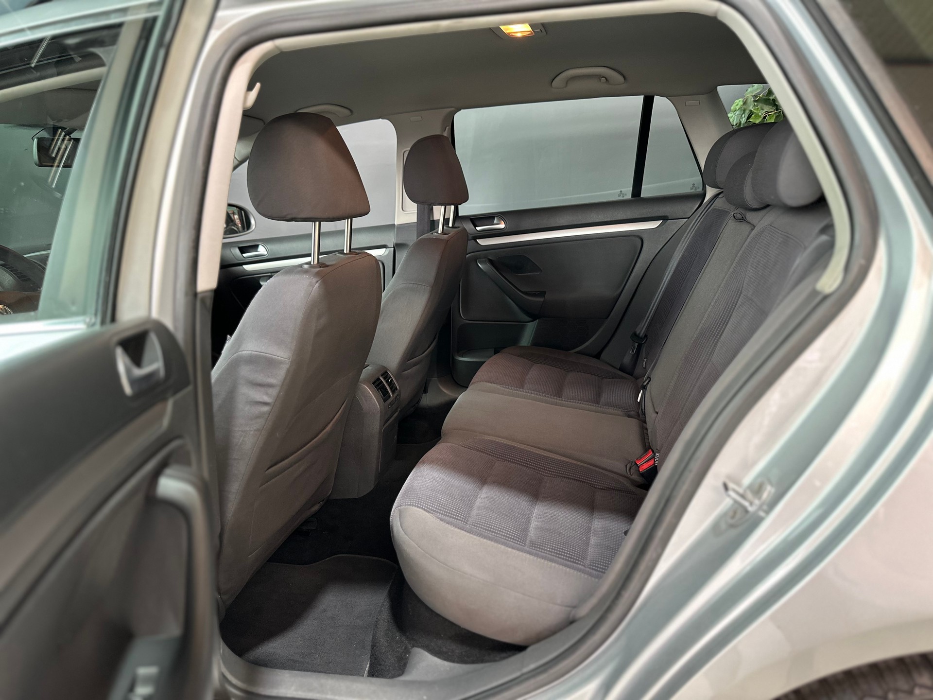 VW Golf Variant 1.4 TSI Comfortline-image-12