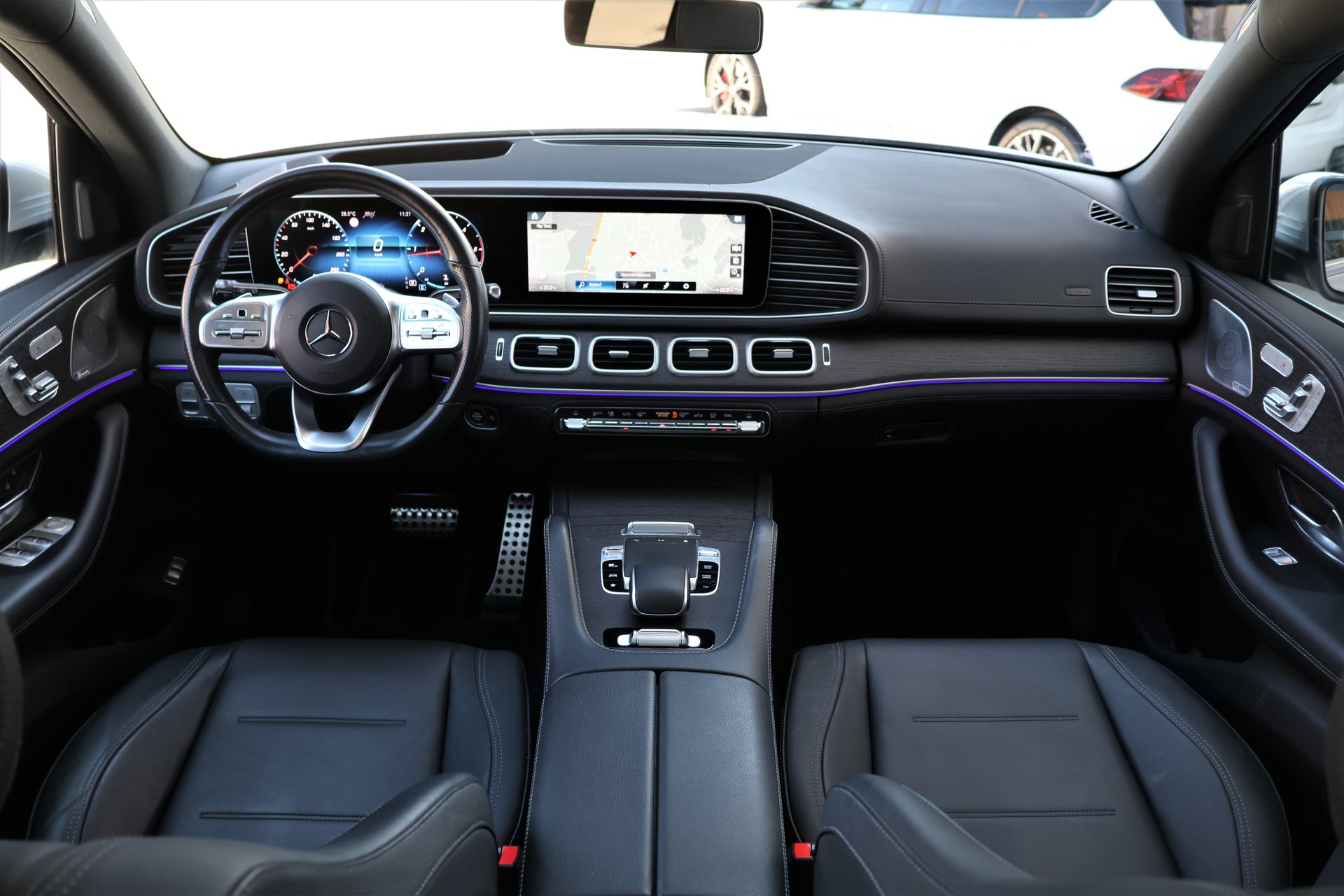 MERCEDES-BENZ GLE 300 d 4Matic AMG Line 9G-Tronic-image-15