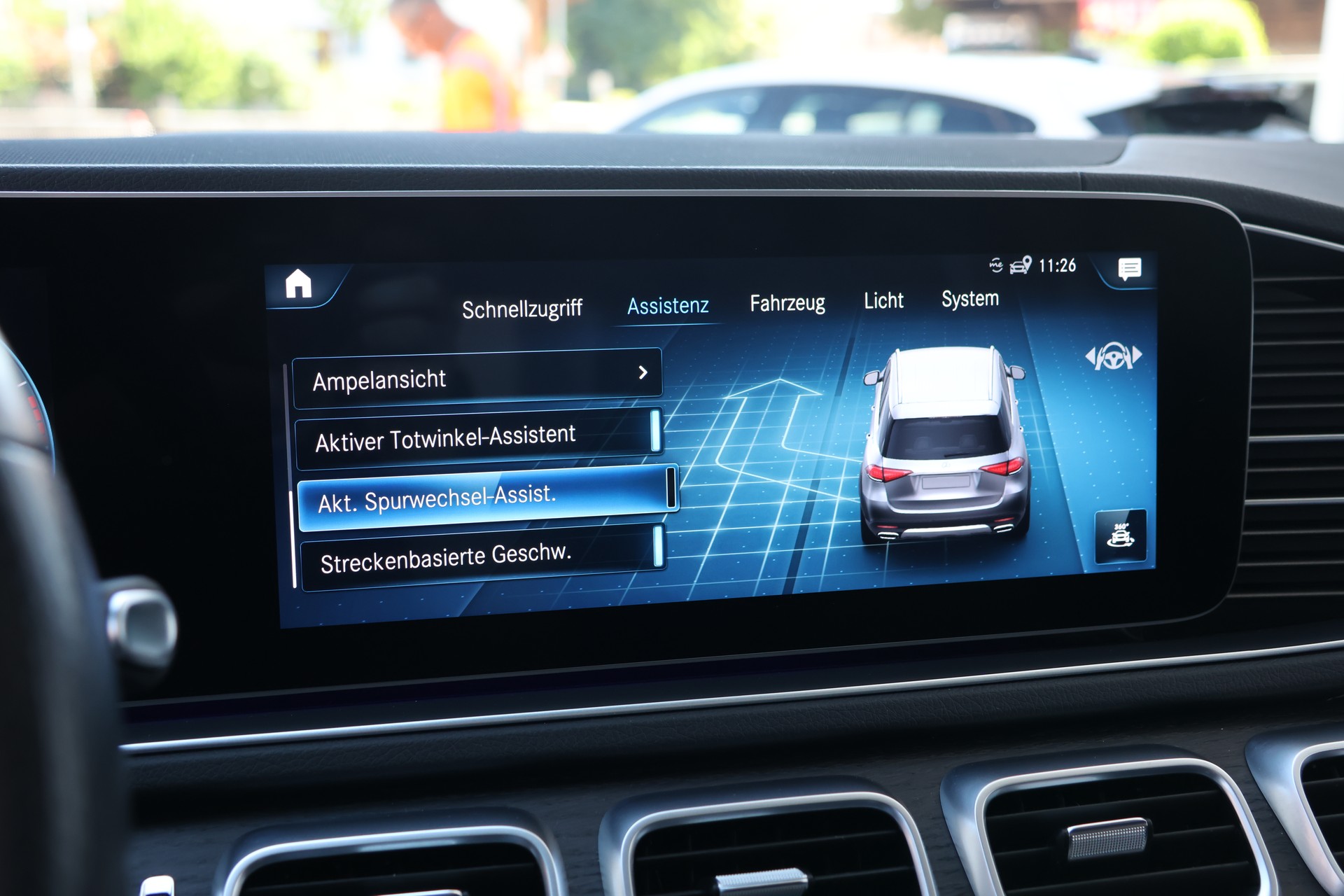 MERCEDES-BENZ GLE 300 d 4Matic AMG Line 9G-Tronic-image-24