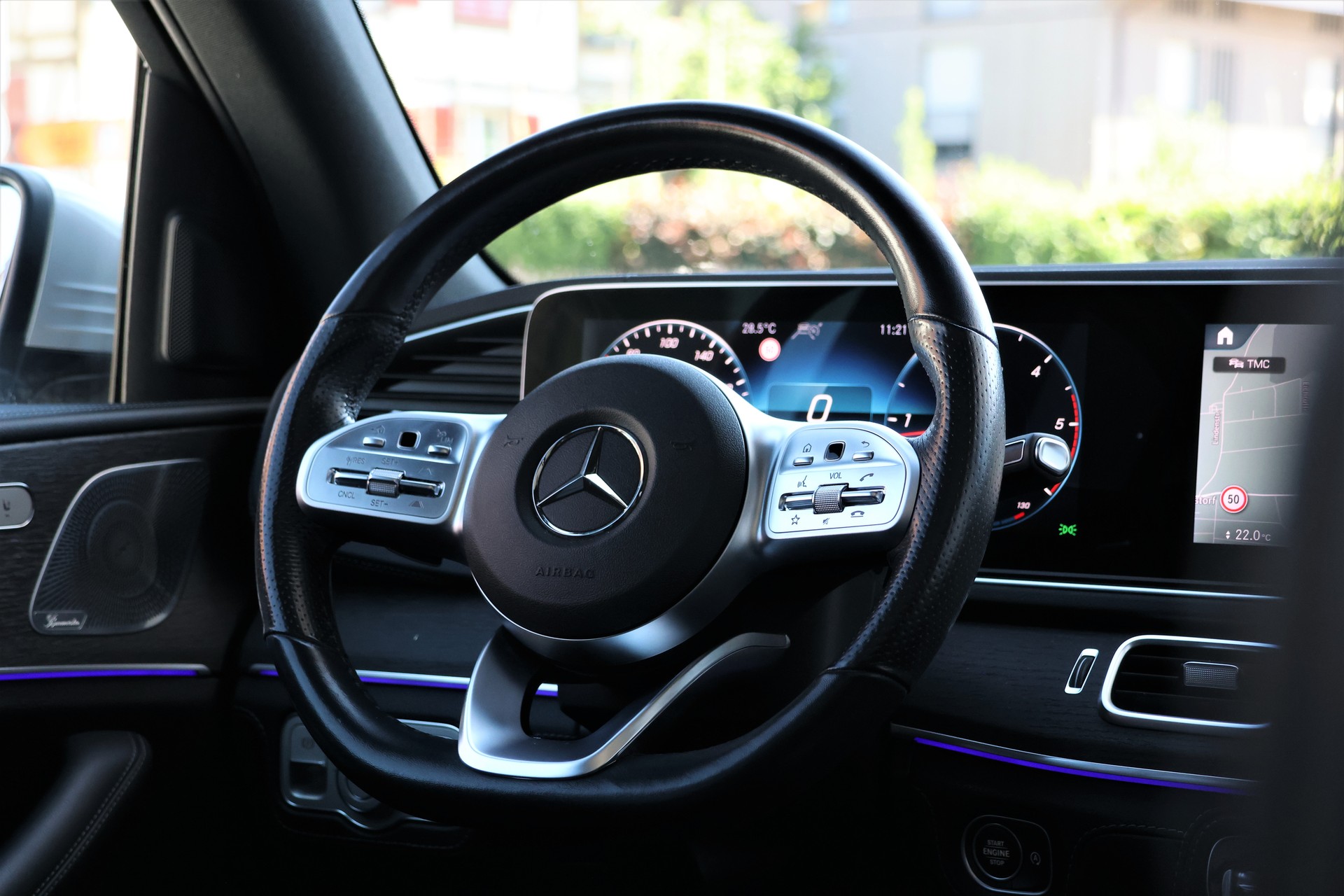 MERCEDES-BENZ GLE 300 d 4Matic AMG Line 9G-Tronic-image-14