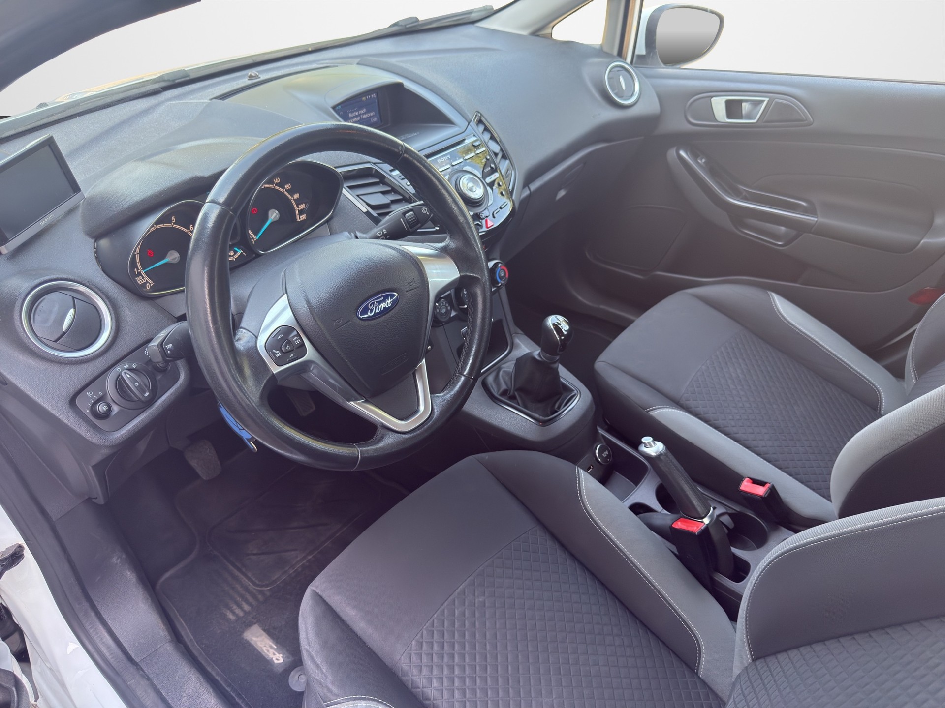 FORD Fiesta 1.0 SCTi Trend-image-10