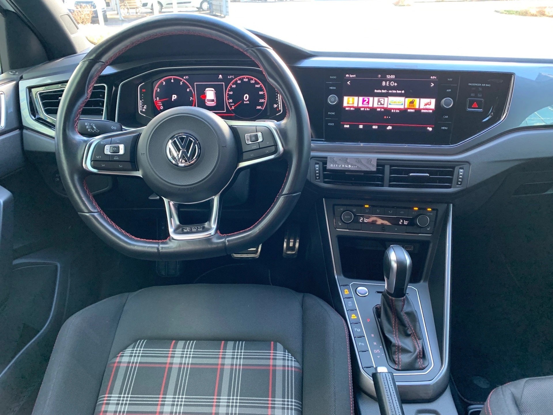 VW 2.0 TSI GTI DSG-image-3