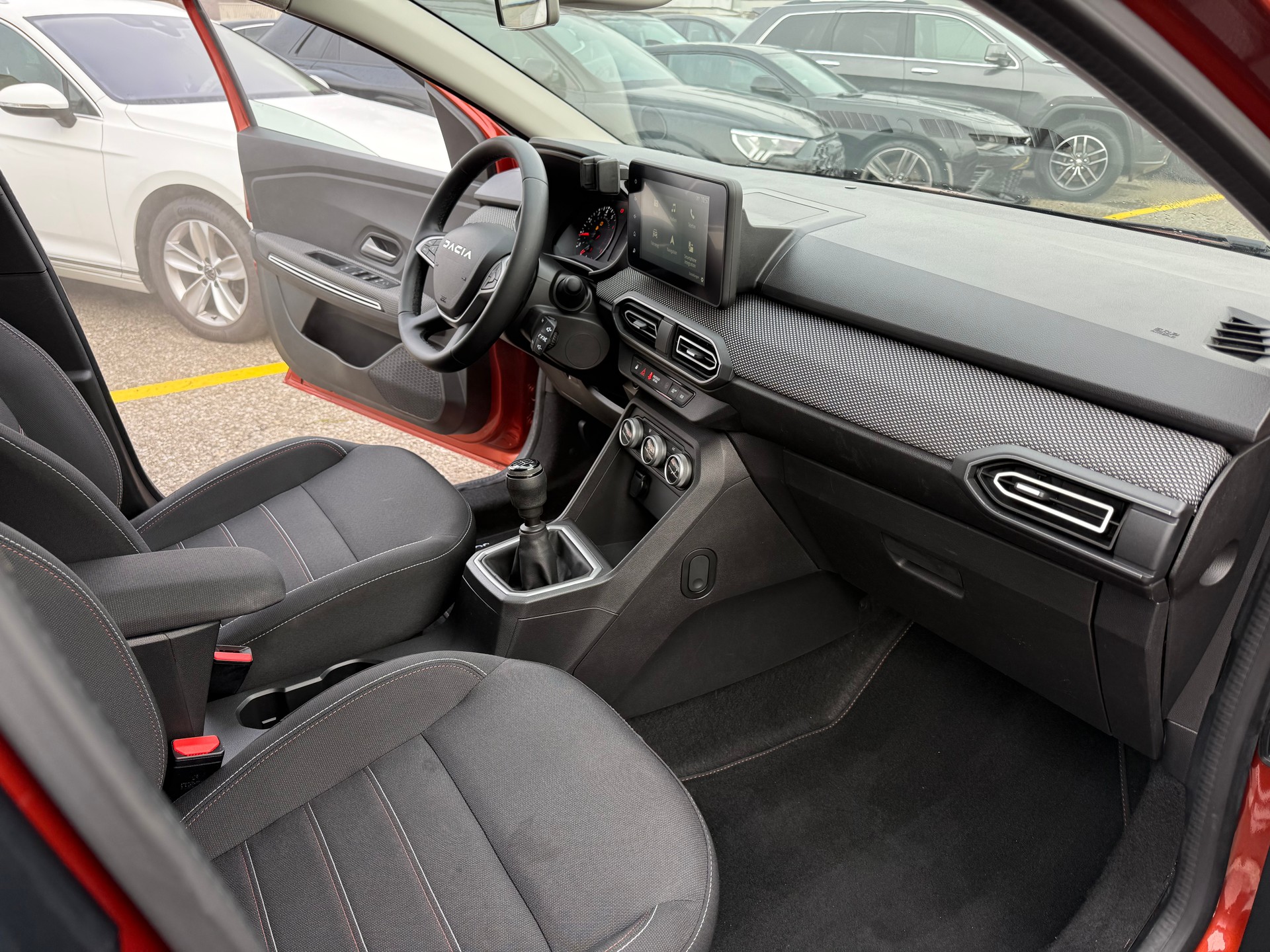 DACIA Jogger TCe 110 Comfort-image-4