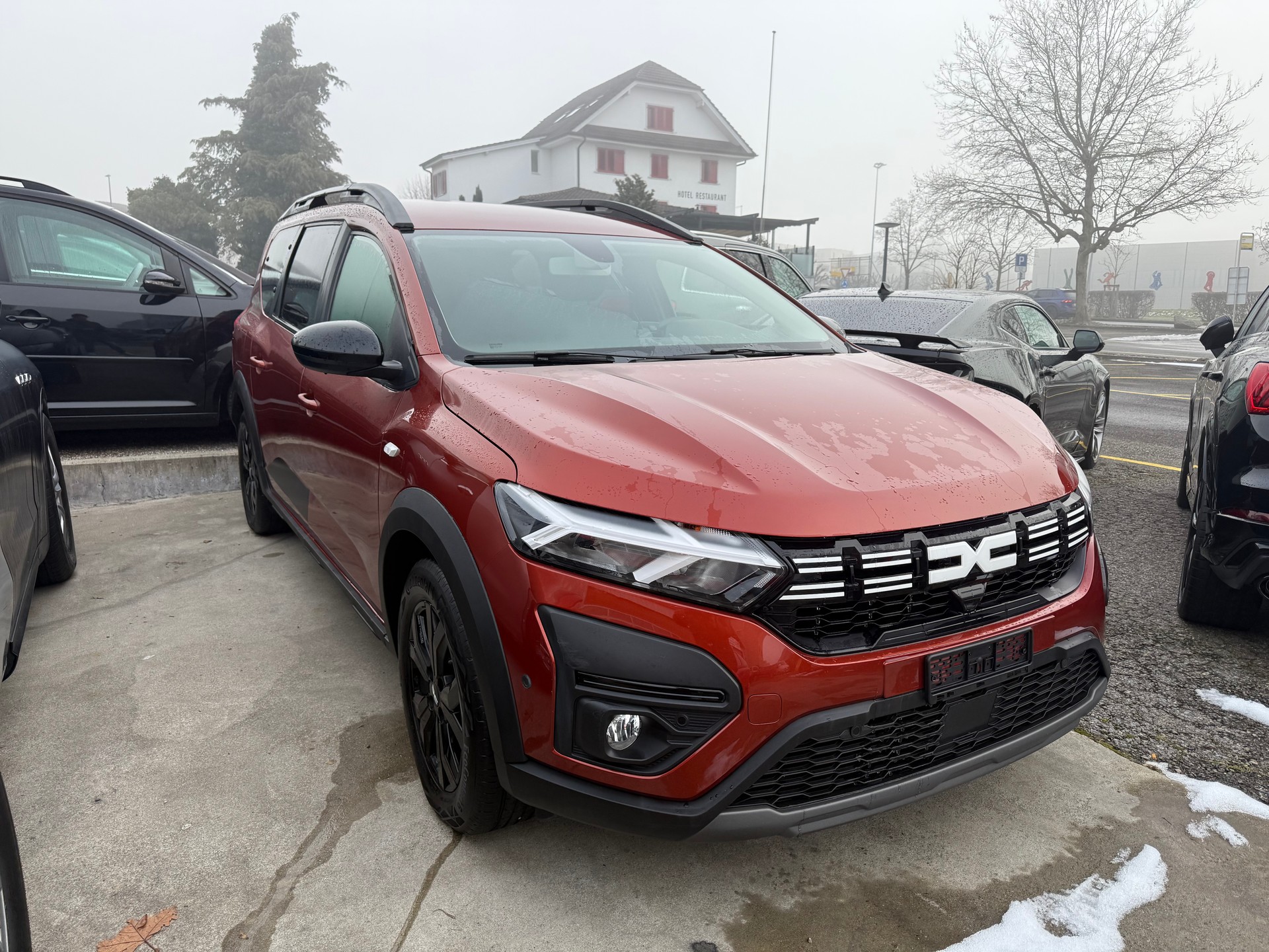 DACIA Jogger TCe 110 Comfort-image-1