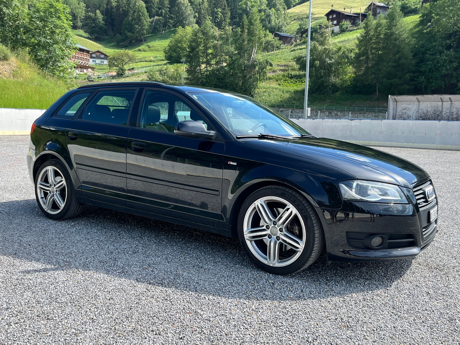 AUDI Sportback 2.0 TFSI quattro s-line-image-0