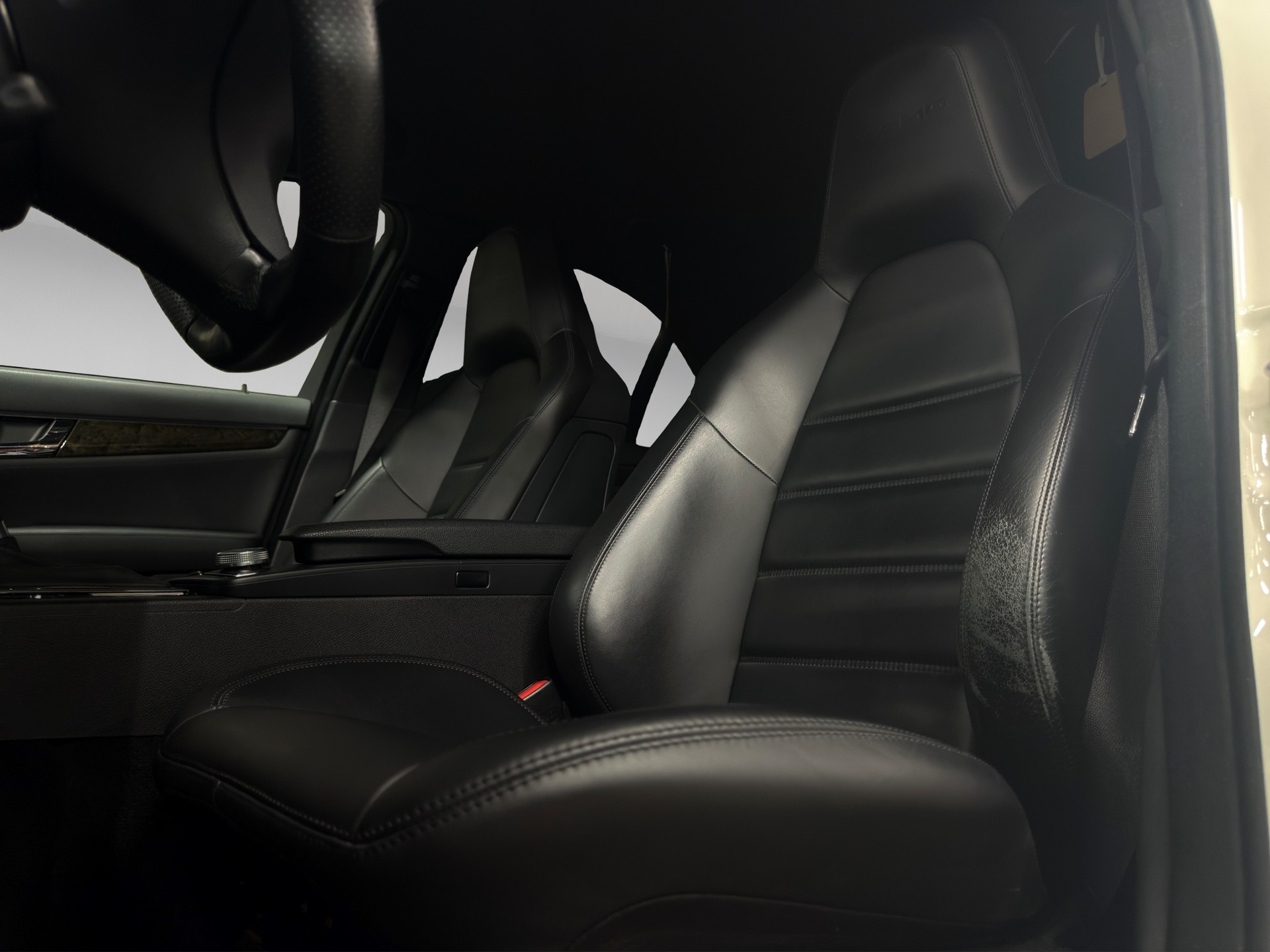 MERCEDES-BENZ C 63 AMG Avantgarde 7G-Tronic-image-12