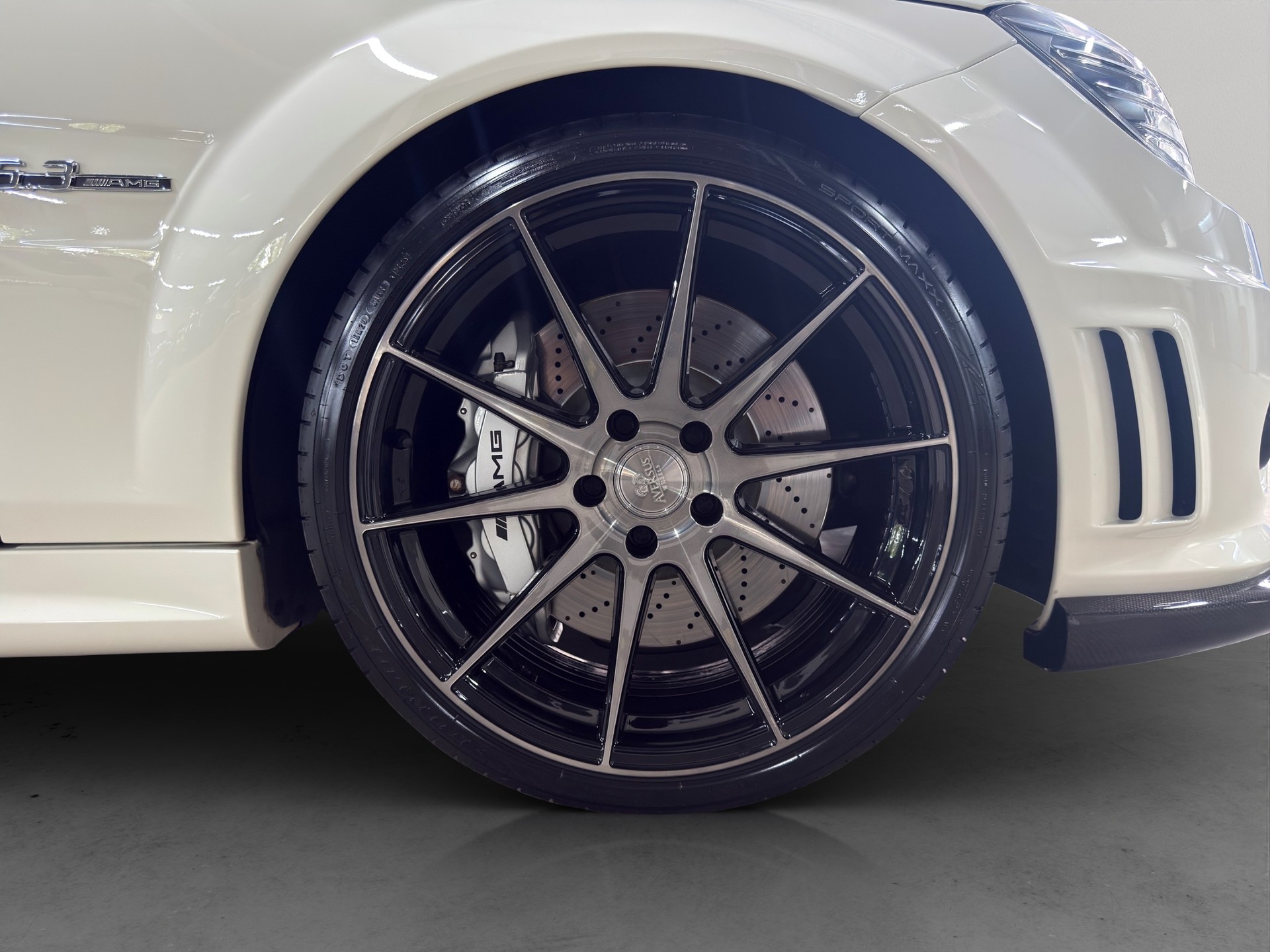 MERCEDES-BENZ C 63 AMG Avantgarde 7G-Tronic-image-10