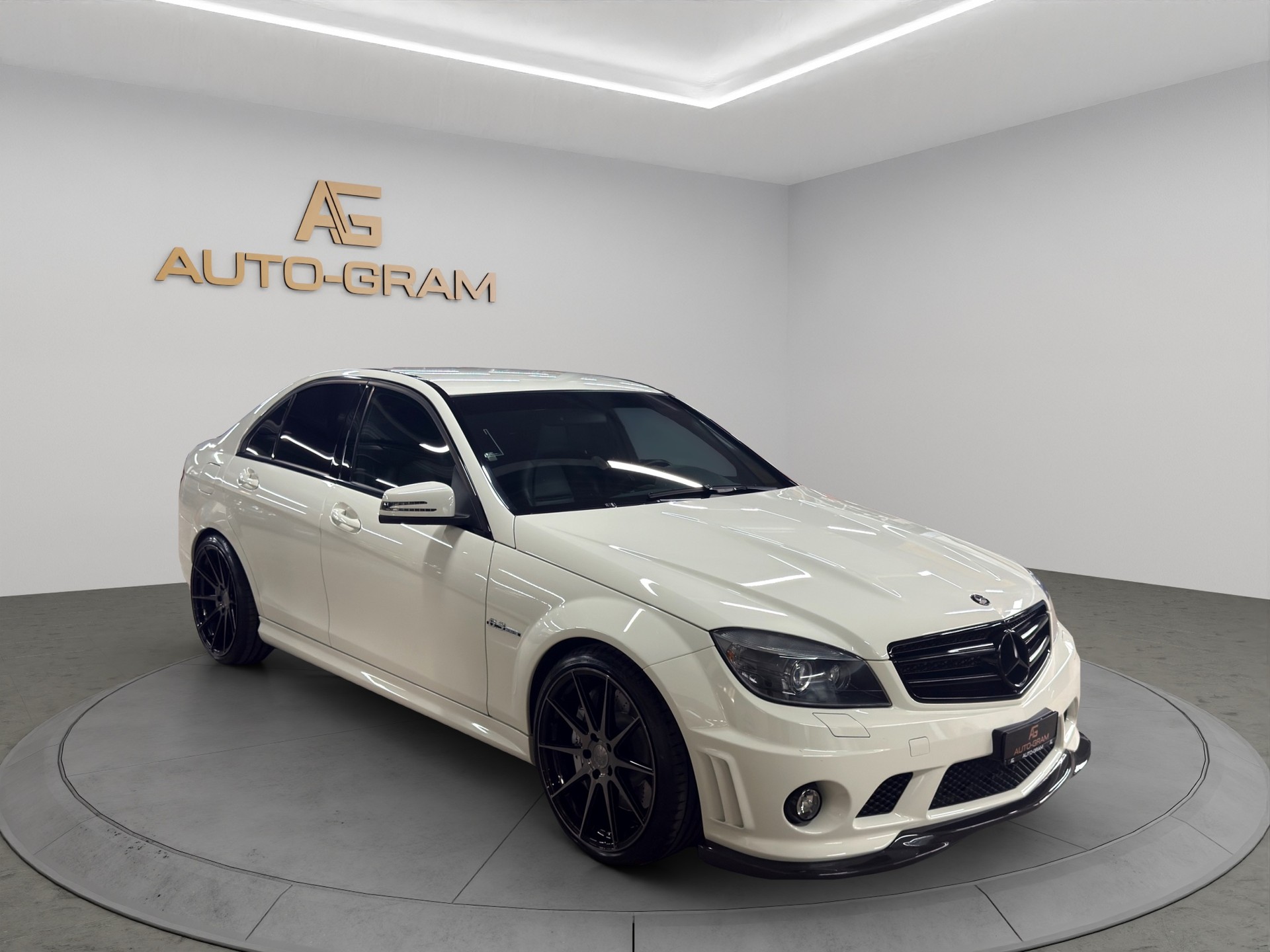 MERCEDES-BENZ C 63 AMG Avantgarde 7G-Tronic-image-6
