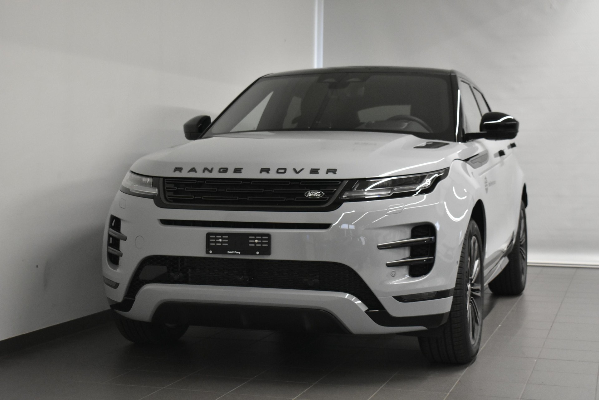 LAND ROVER Range Rover Evoque 1.5 T 270e Dynamic SE-image-0