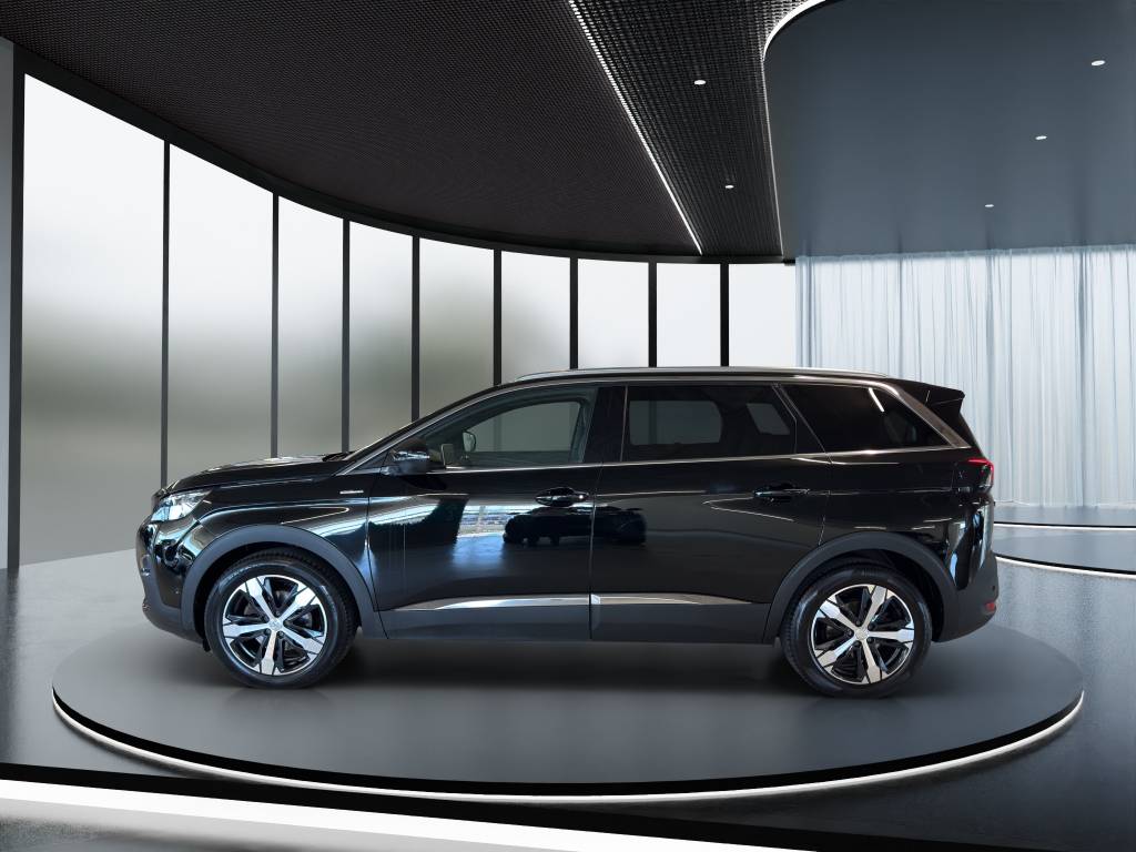 PEUGEOT 5008 1.5 BlueHDi GT Line EAT-image-2