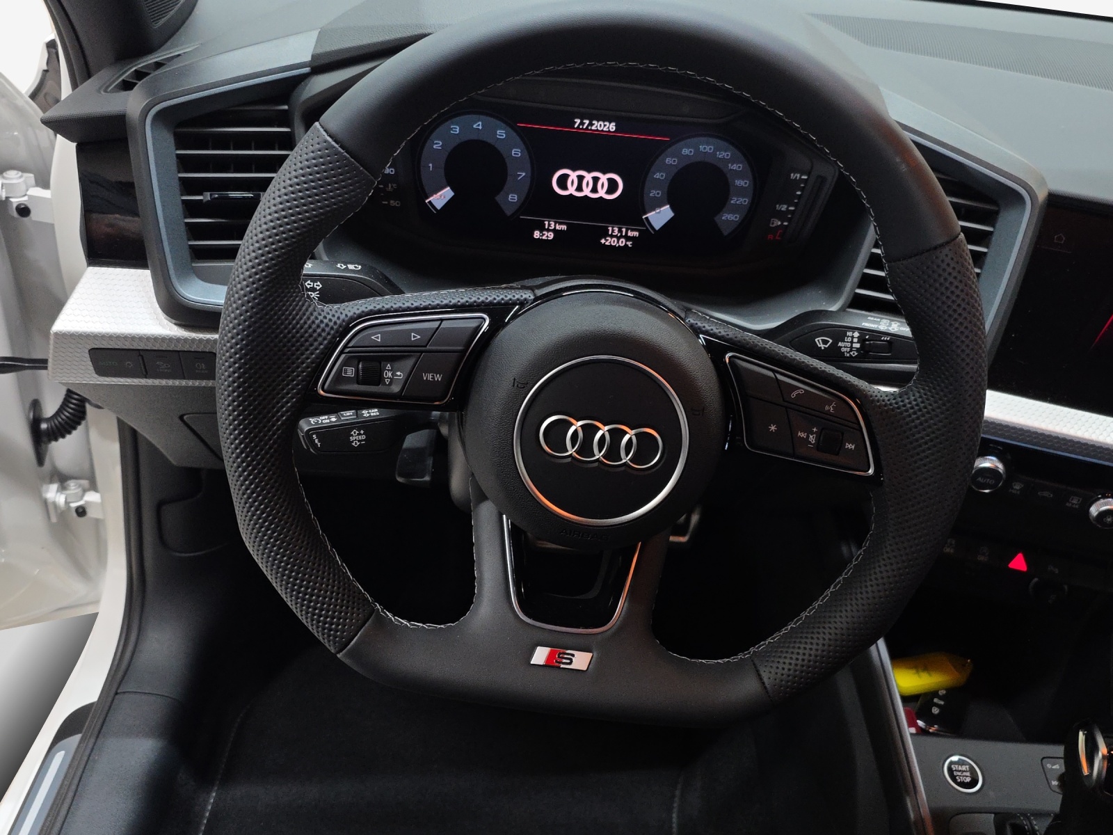 AUDI A1 Sportback 30 TFSI Attraction S-tronic-image-9