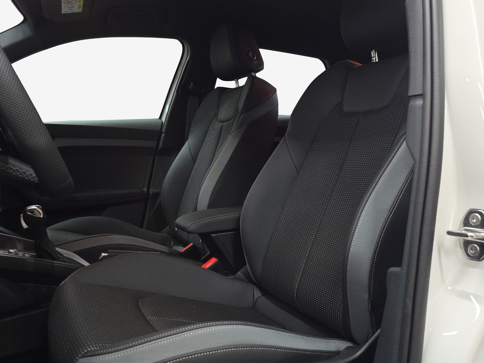 AUDI A1 Sportback 30 TFSI Attraction S-tronic-image-15