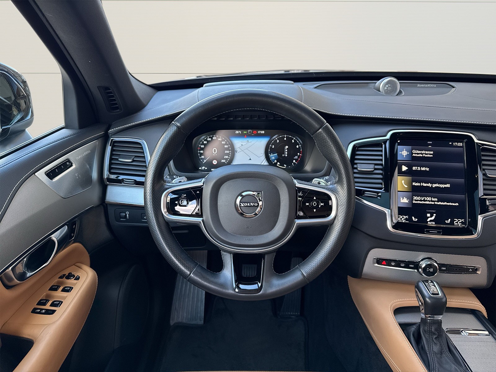 VOLVO XC90 2.0 T6 Inscription 7P. AWD-image-13
