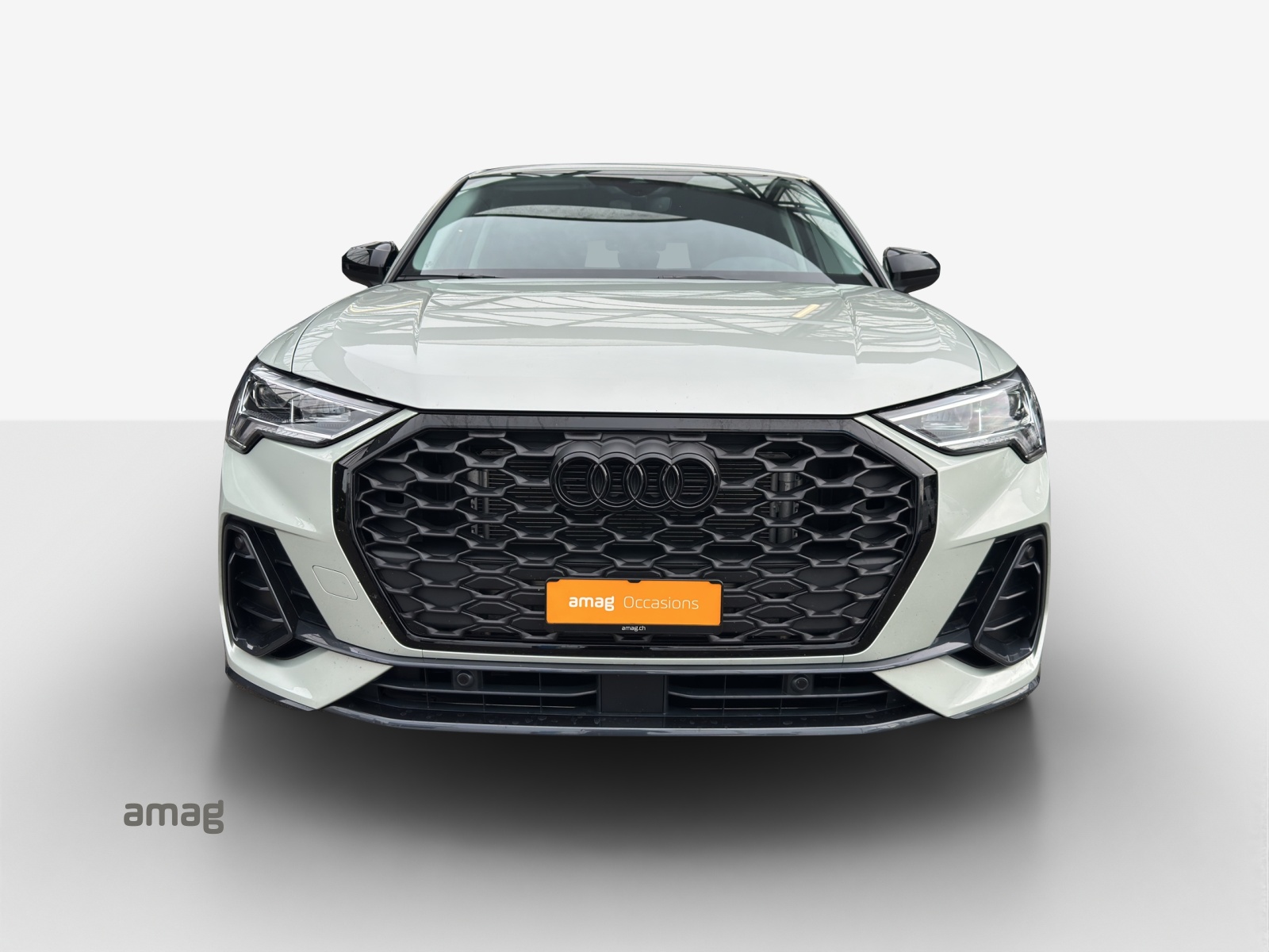 AUDI Q3 Sportback 35 TFSI Attraction S-tronic-image-6