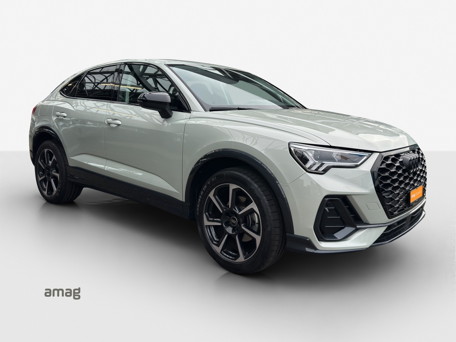 AUDI Q3 Sportback 35 TFSI Attraction S-tronic-image-5