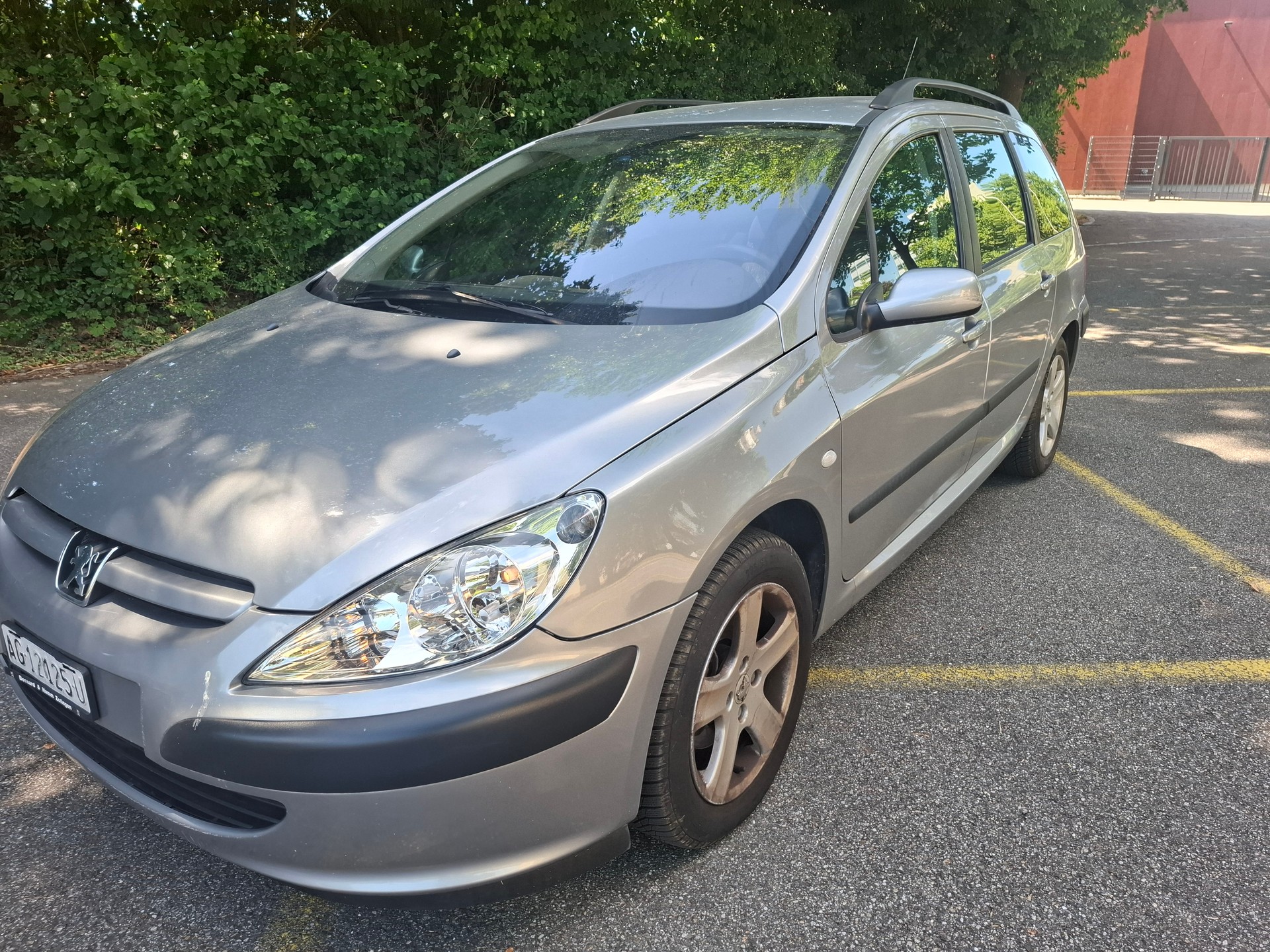 PEUGEOT 307 2.0 16V XS-image-0