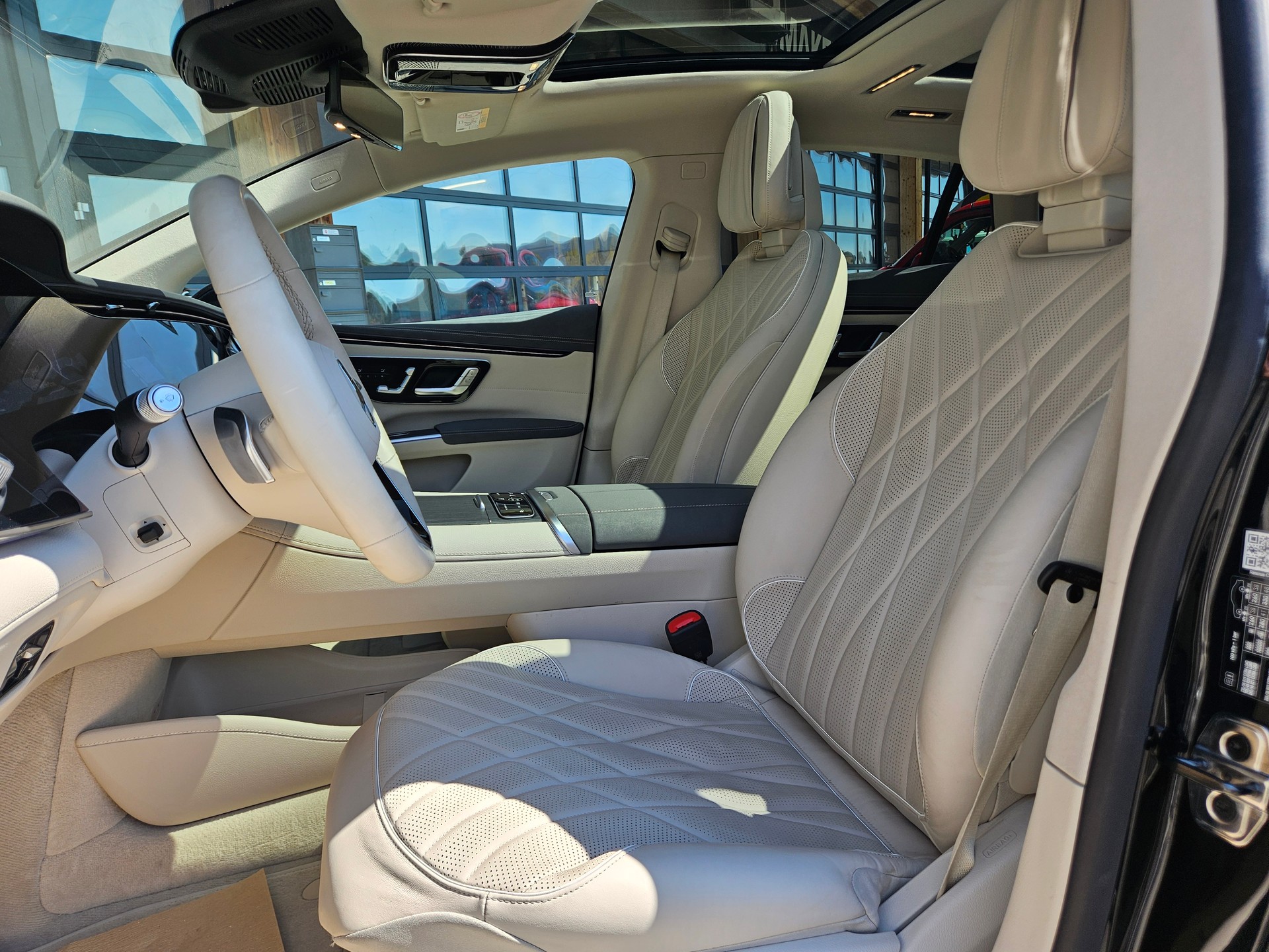 MERCEDES-BENZ EQS 580 4Matic Edition 1 Premium-Plus-Paket-image-8
