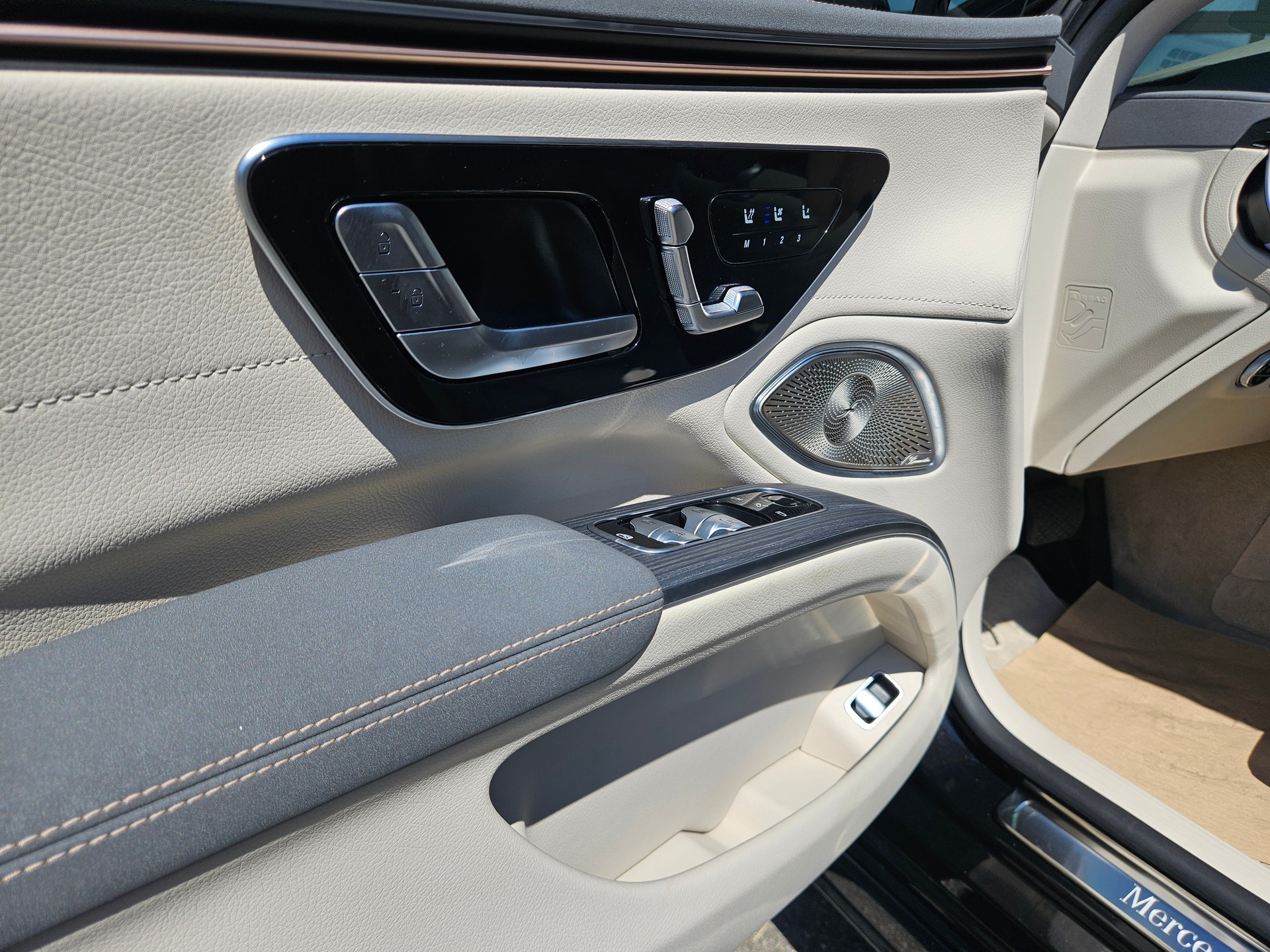 MERCEDES-BENZ EQS 580 4Matic Edition 1 Premium-Plus-Paket-image-15
