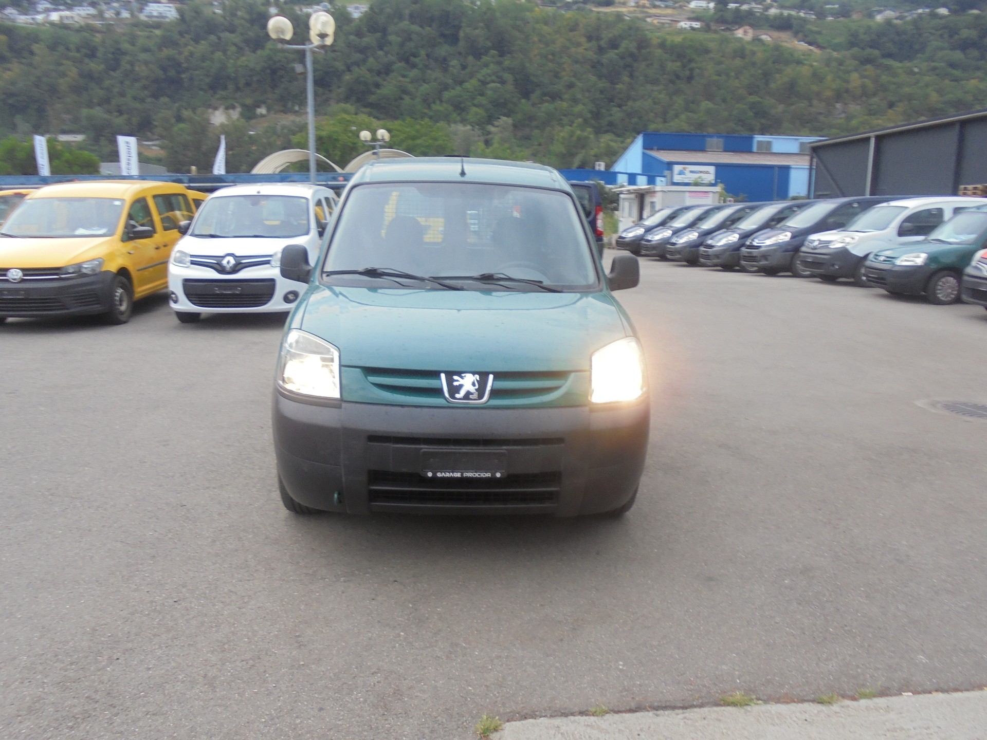 PEUGEOT Partner 1.9D 170C (SPE)-image-1