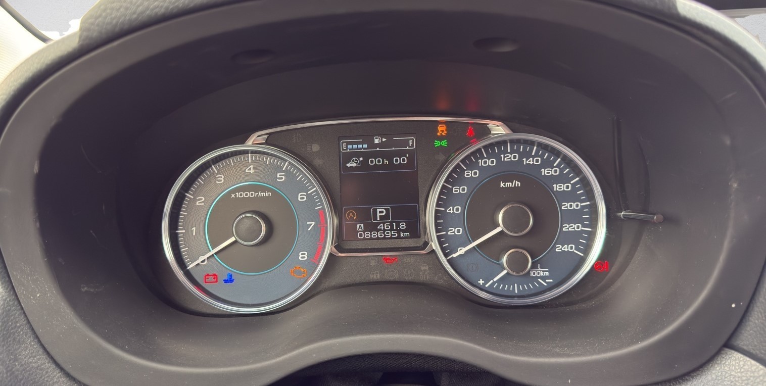 SUBARU XV 2.0 Swiss Two AWD CVT-image-9