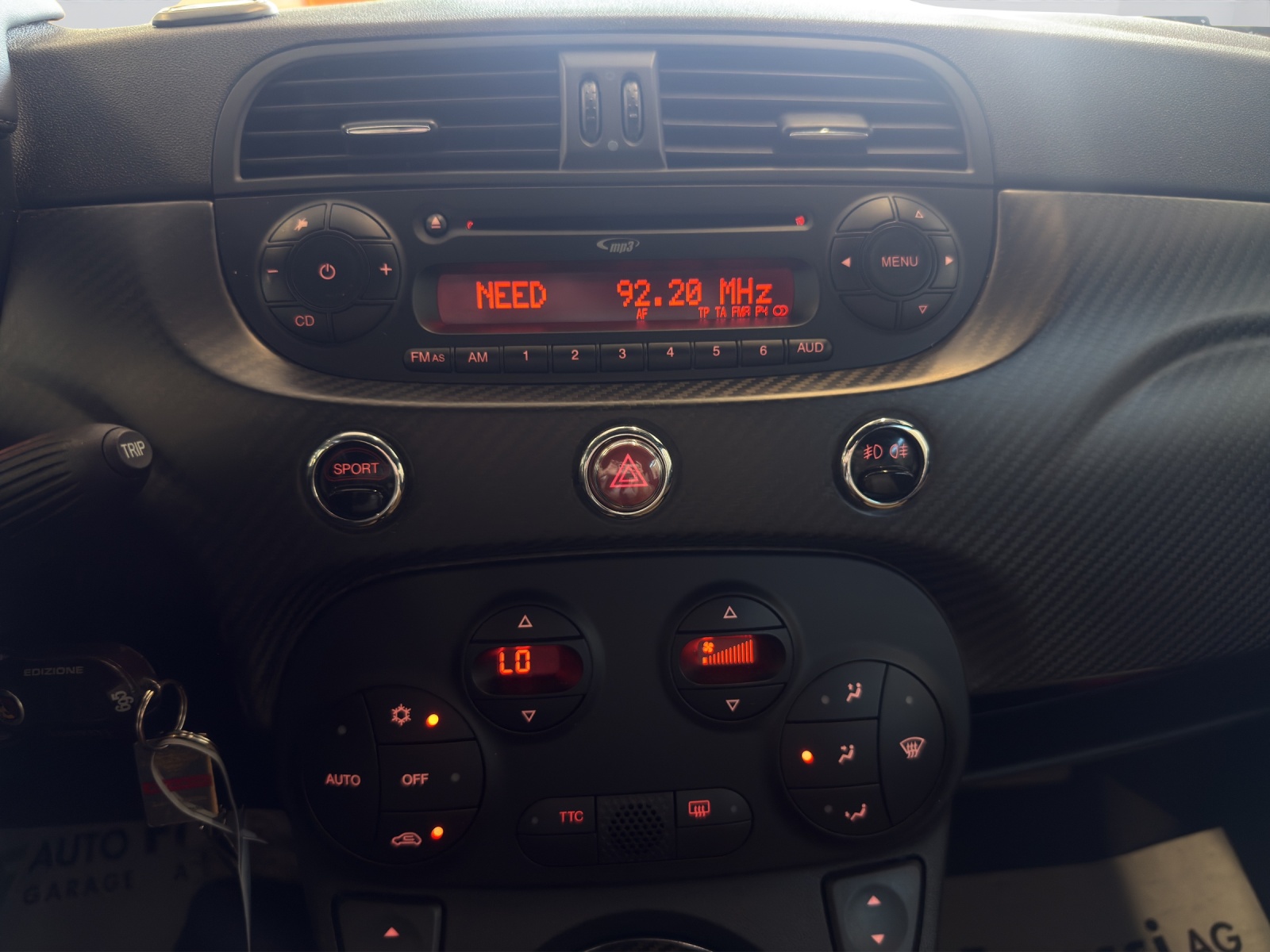 FIAT 695C 1.4 16V Turbo Abarth Edizione Maserati-image-18