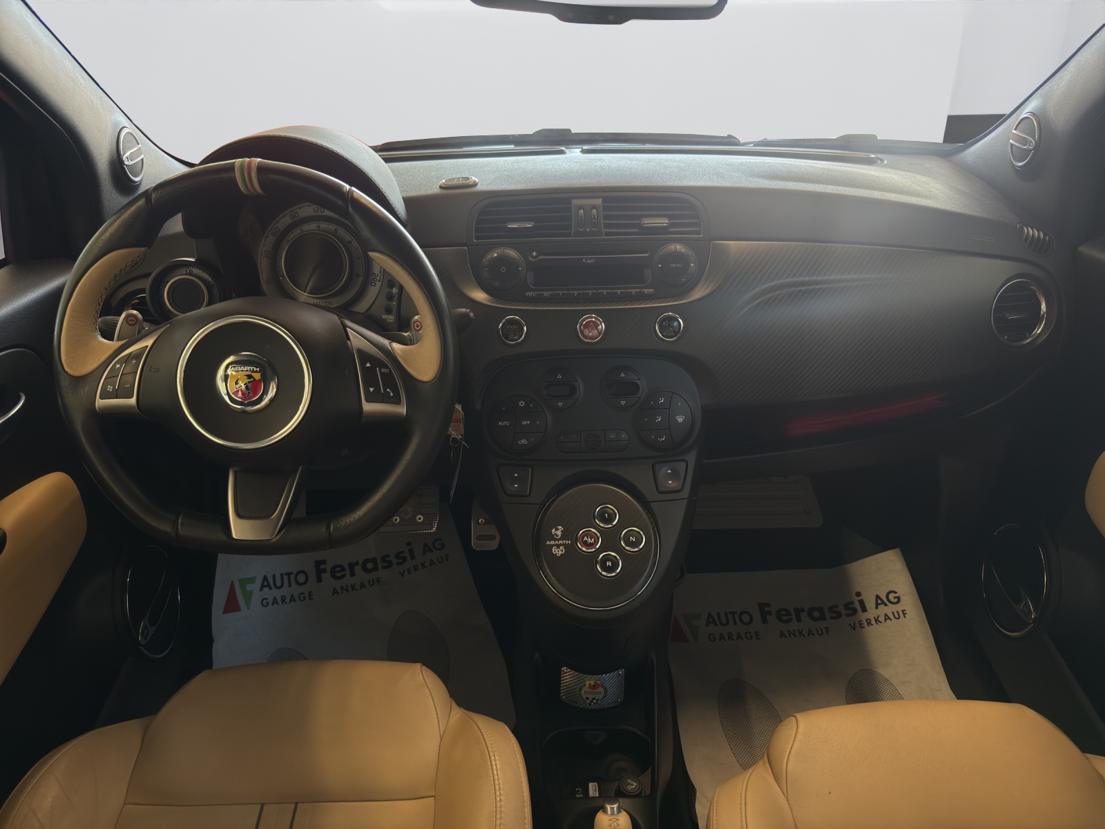 FIAT 695C 1.4 16V Turbo Abarth Edizione Maserati-image-11