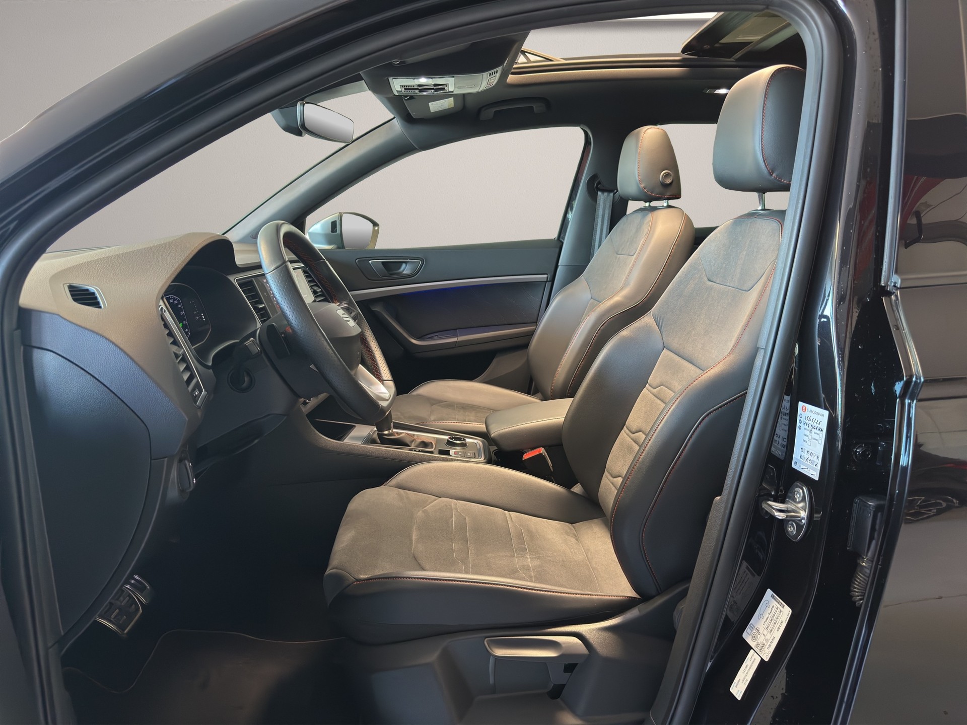 SEAT Ateca 2.0 TDI CR Hola FR DSG 4Drive-image-8