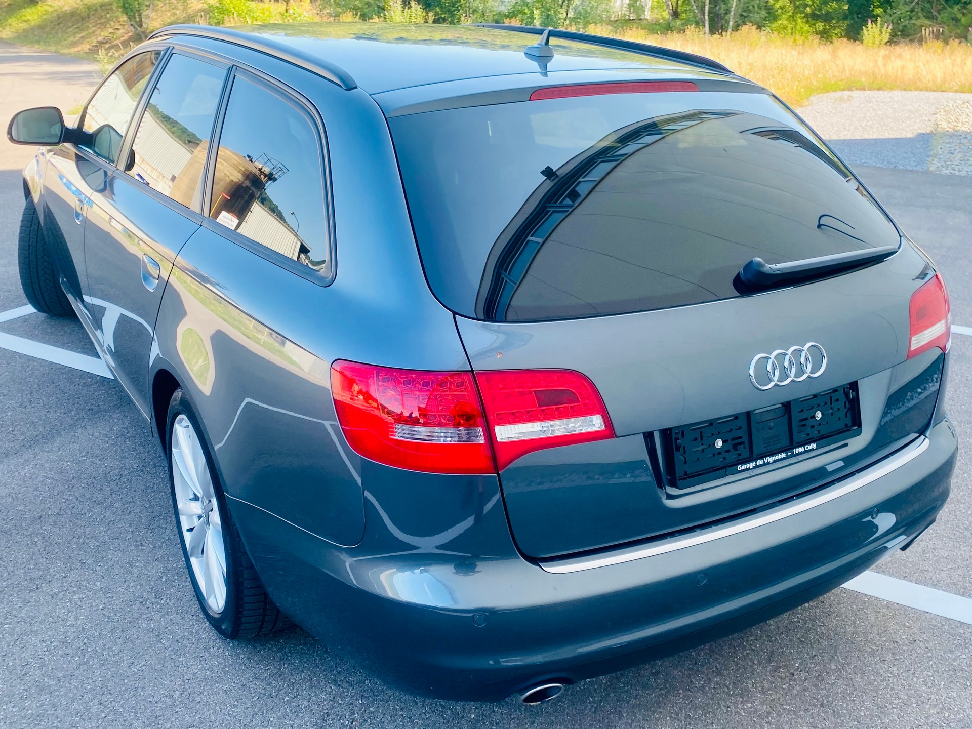 AUDI A6 Avant 3.0 V6 TDI quattro tiptronic-image-2