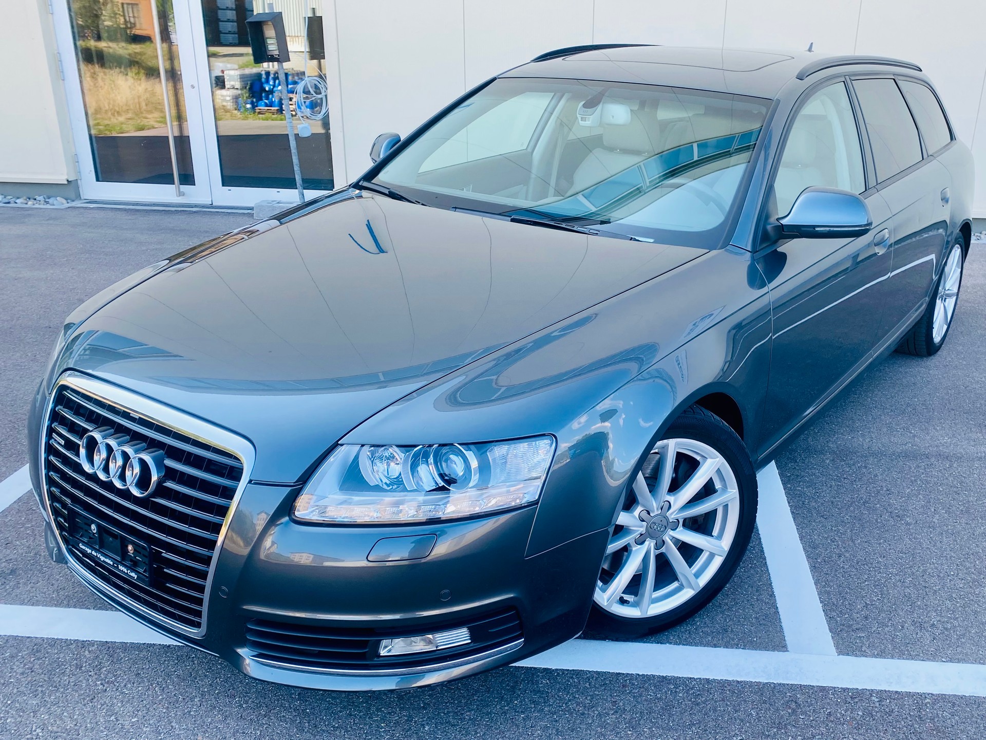 AUDI A6 Avant 3.0 V6 TDI quattro tiptronic-image-0
