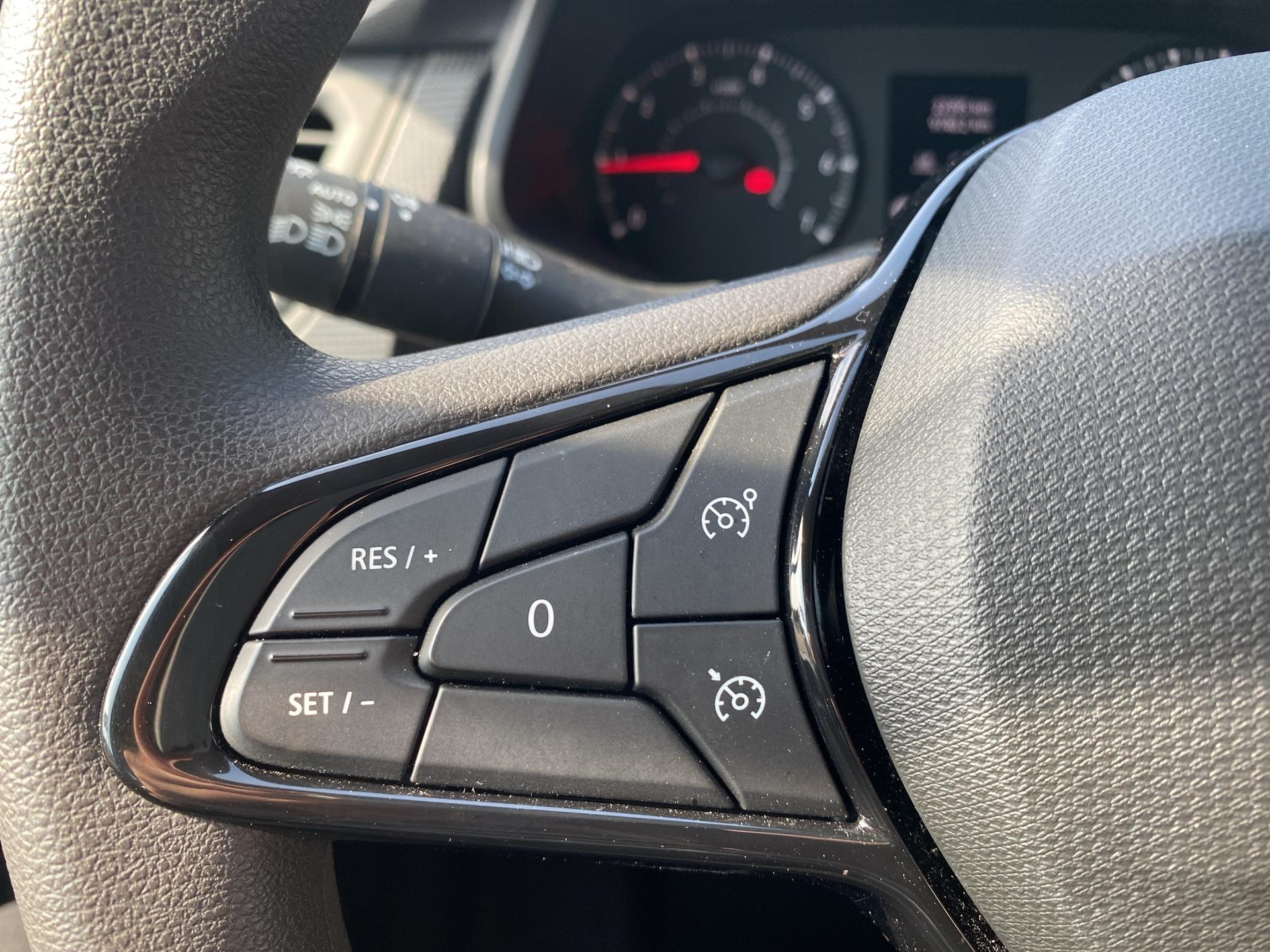 RENAULT Trafic Blue dCi 150 Grand Passenger Evolution EDC-image-18