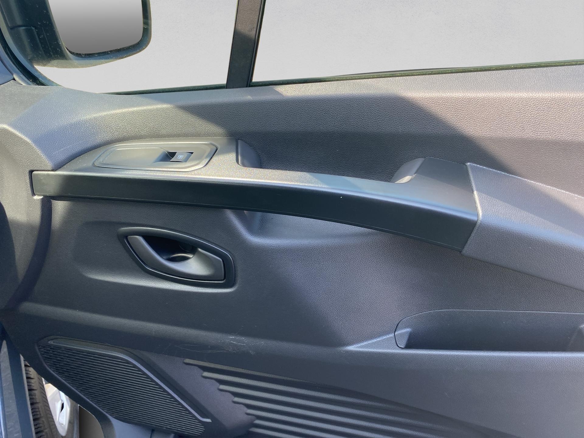 RENAULT Trafic Blue dCi 150 Grand Passenger Evolution EDC-image-26