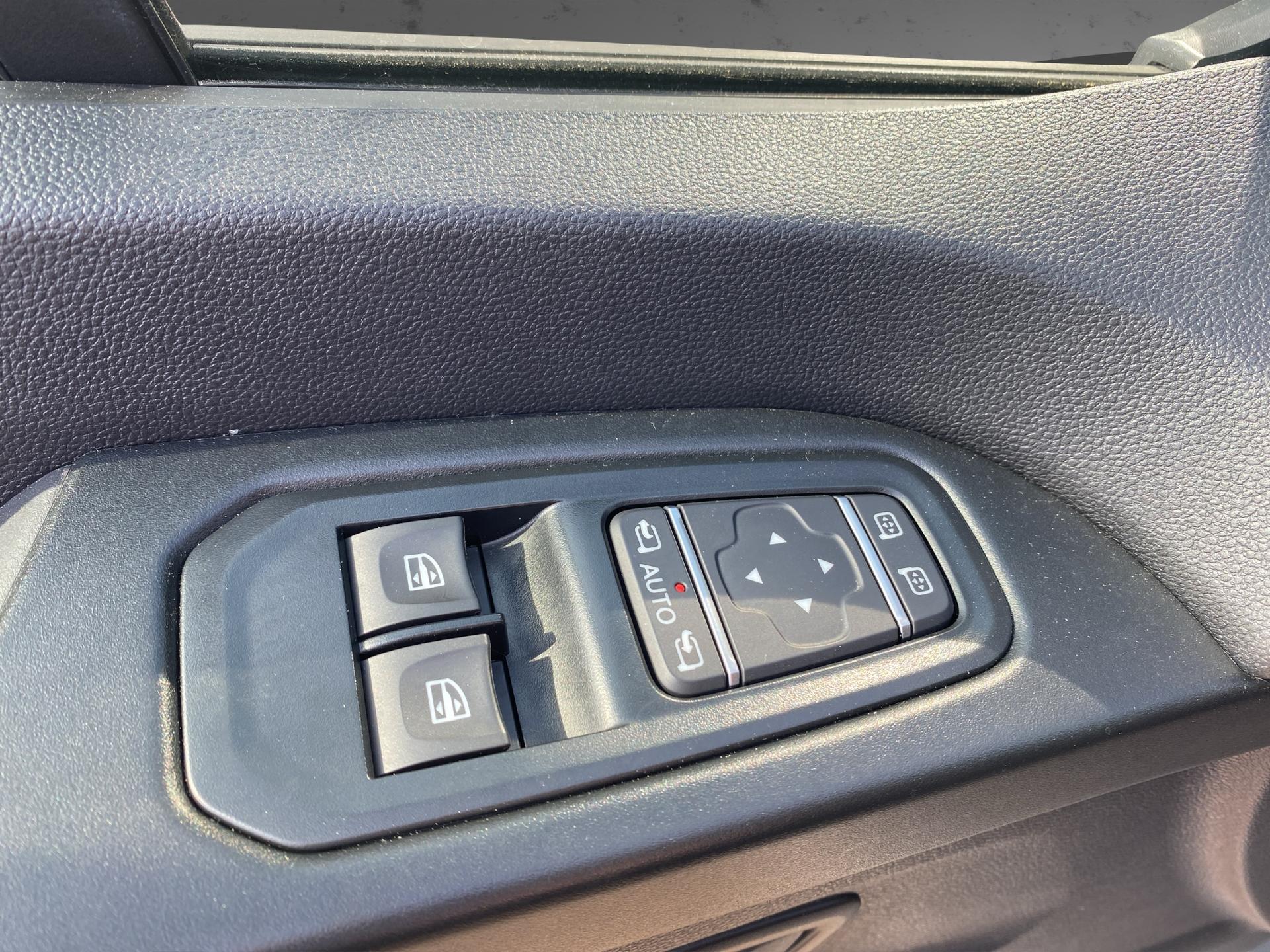 RENAULT Trafic Blue dCi 150 Grand Passenger Evolution EDC-image-23
