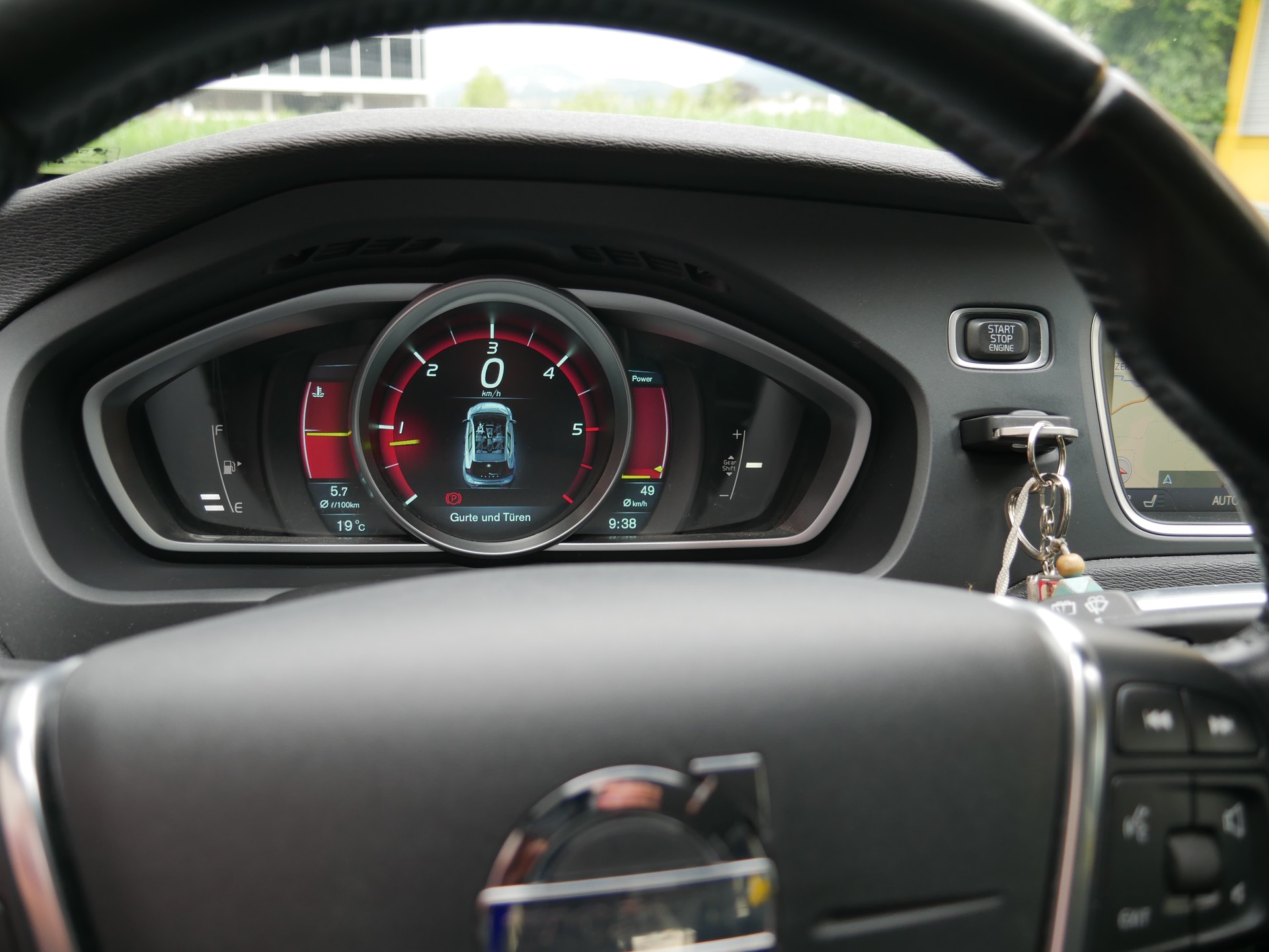 VOLVO 2.0 D3 Basis S/S-image-7
