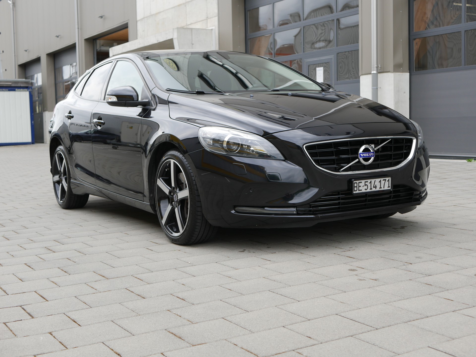 VOLVO 2.0 D3 Basis S/S-image-0