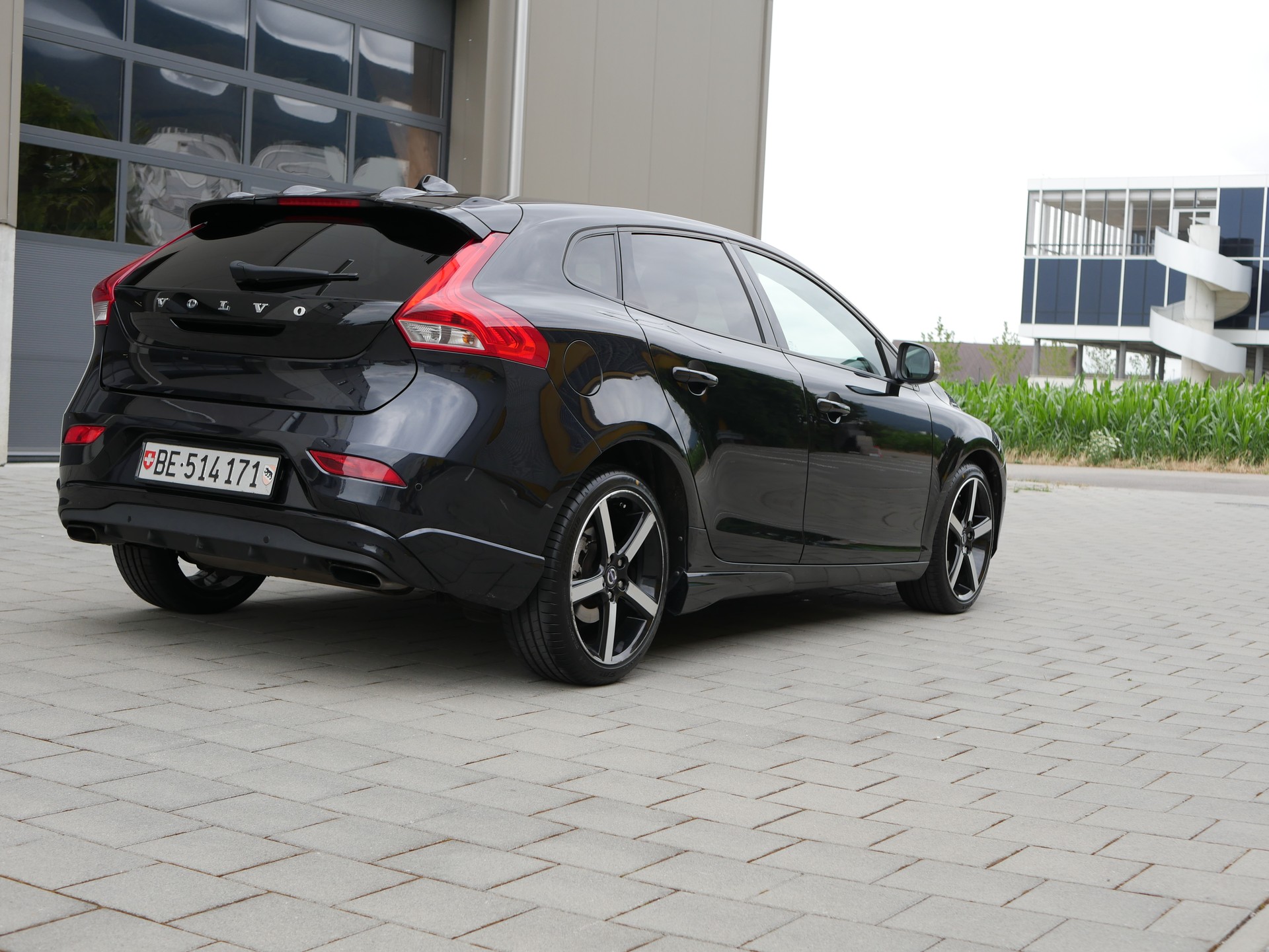 VOLVO 2.0 D3 Basis S/S-image-1