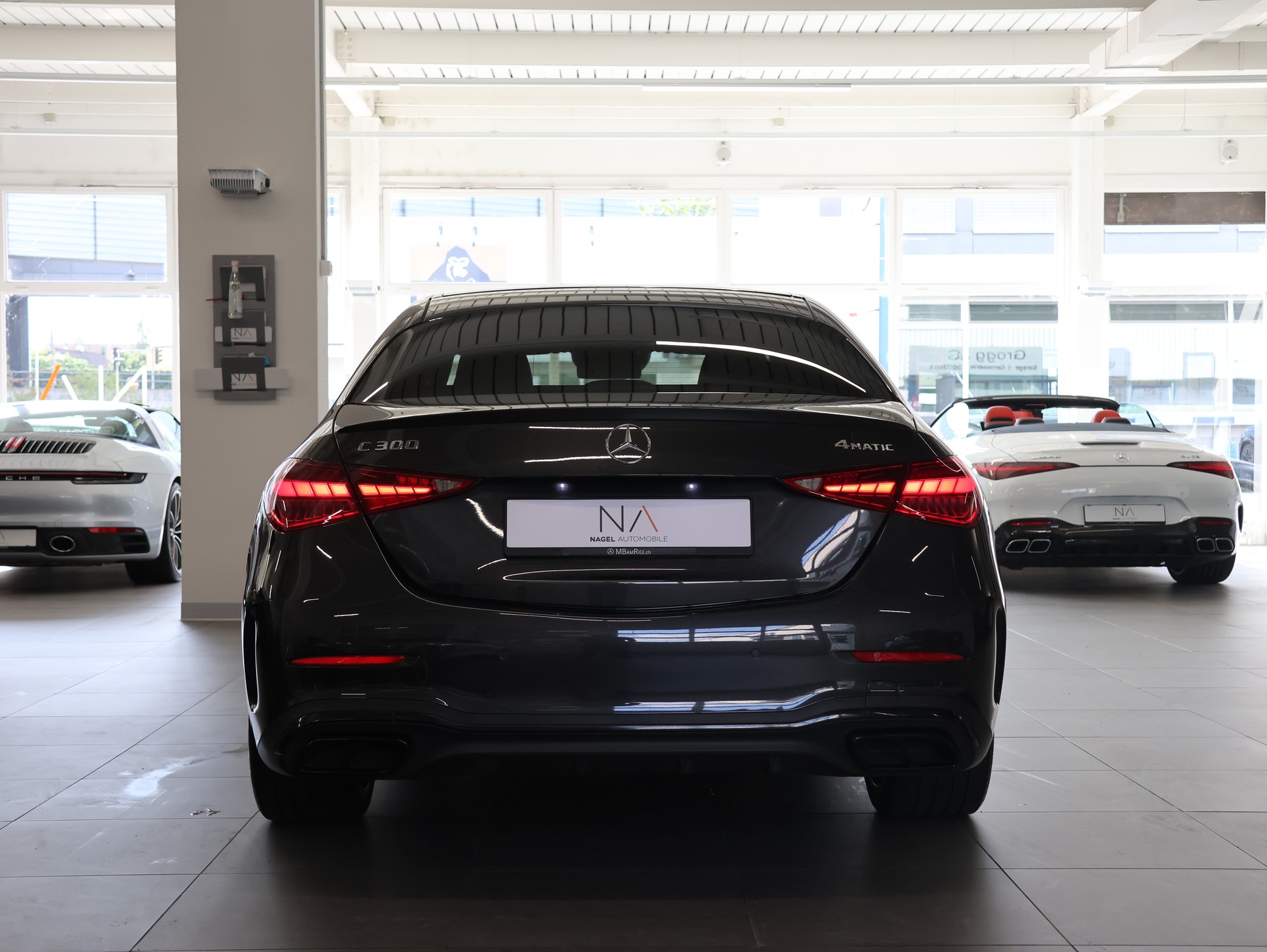 MERCEDES-BENZ C 300 4Matic AMG Line *Burmester* *Panoramadach* *Sitzheizung*-image-4