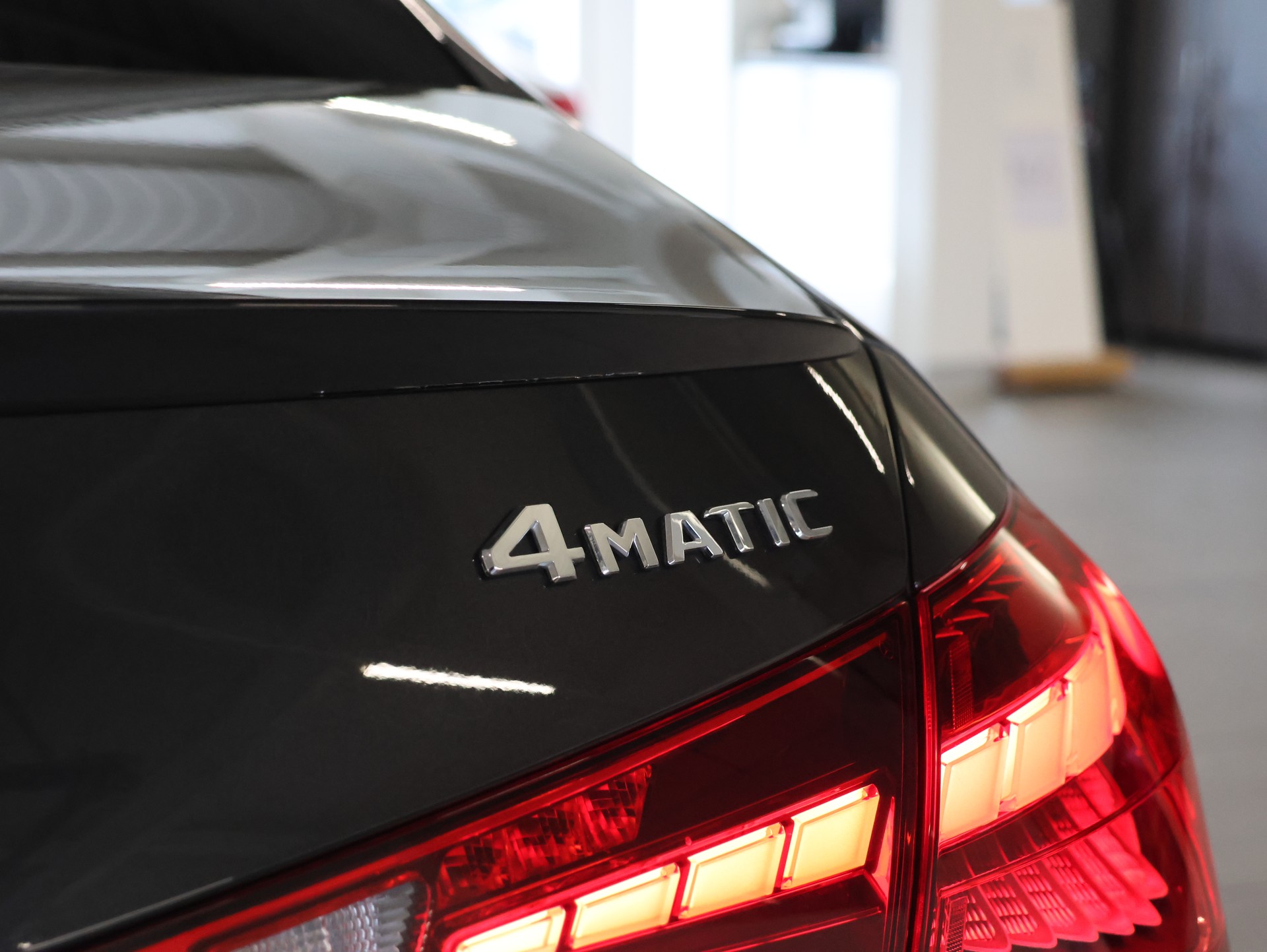 MERCEDES-BENZ C 300 4Matic AMG Line *Burmester* *Panoramadach* *Sitzheizung*-image-41