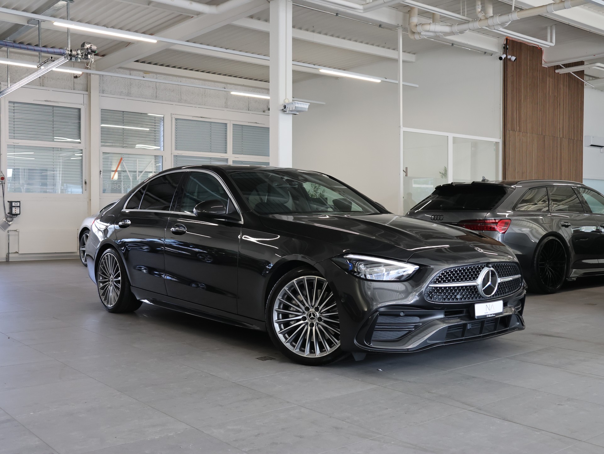 MERCEDES-BENZ C 300 4Matic AMG Line *Burmester* *Panoramadach* *Sitzheizung*-image-0