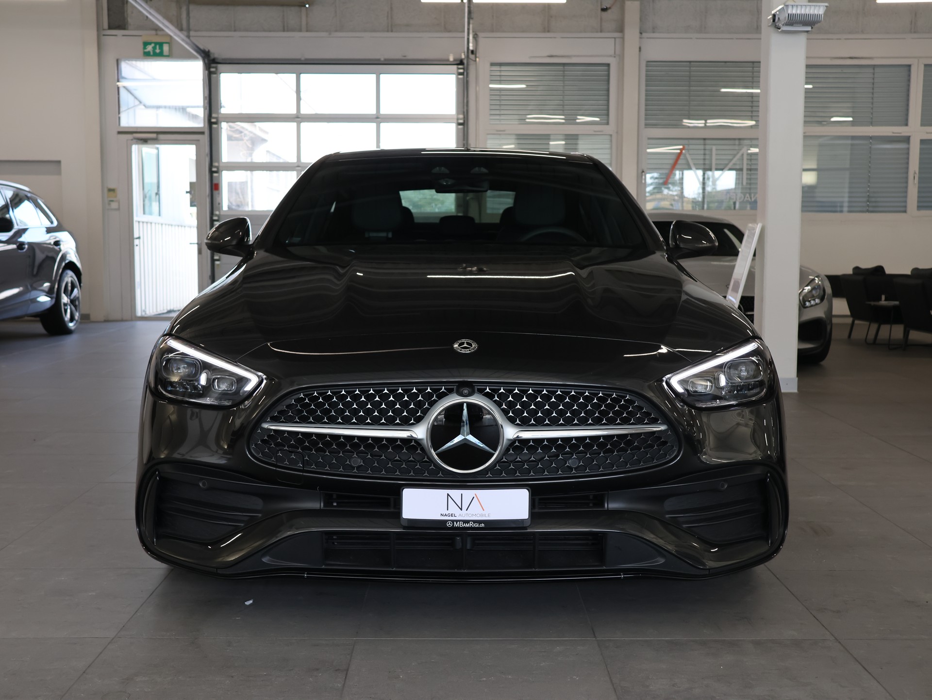 MERCEDES-BENZ C 300 4Matic AMG Line *Burmester* *Panoramadach* *Sitzheizung*-image-2