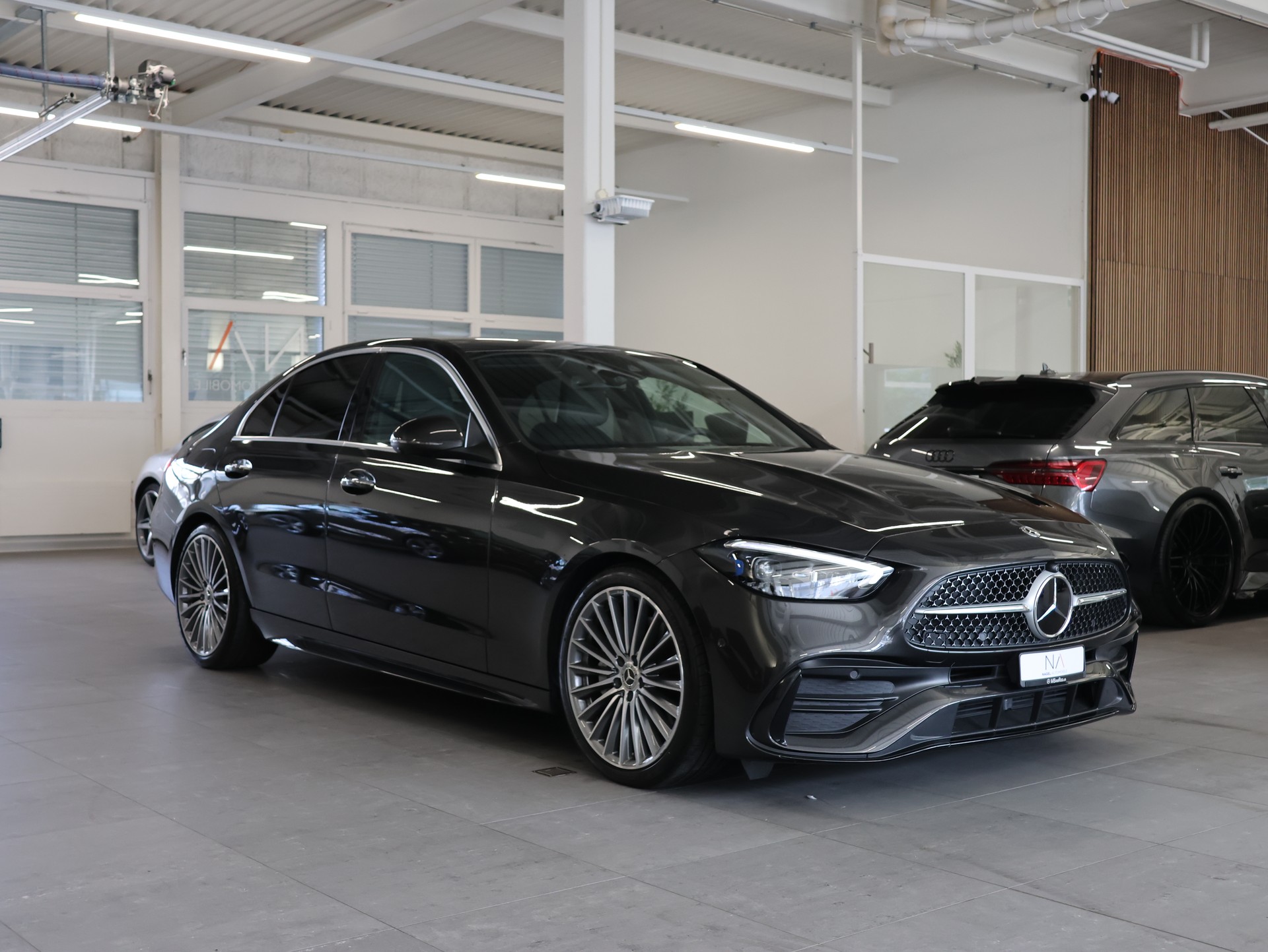 MERCEDES-BENZ C 300 4Matic AMG Line *Burmester* *Panoramadach* *Sitzheizung*-image-1