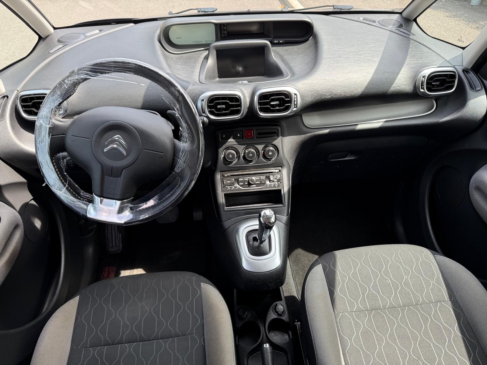 CITROEN C3 Picasso 1.6i 16V Exclusive EGS6-image-7