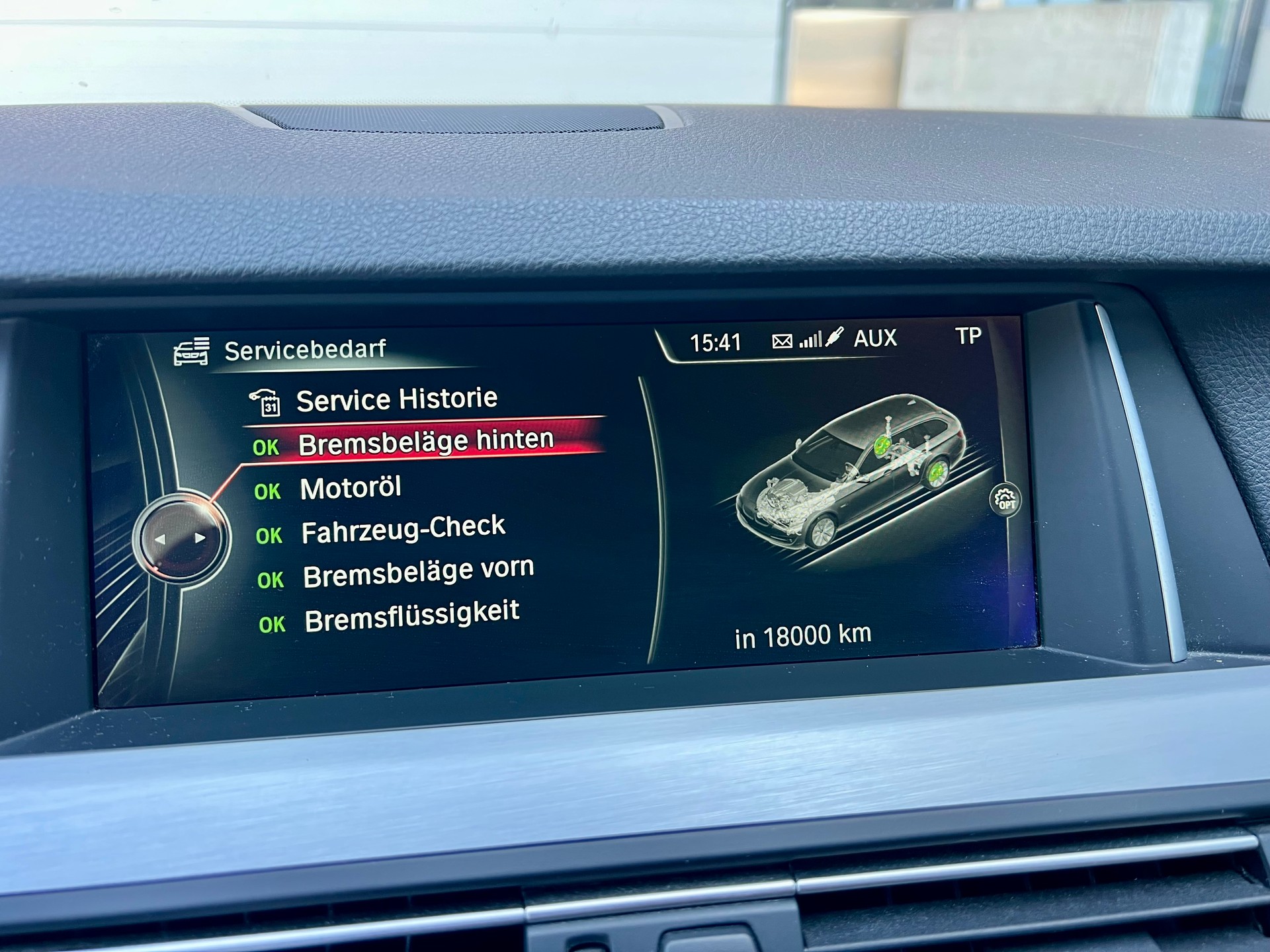 BMW 528i Touring xDrive Steptronic-image-14