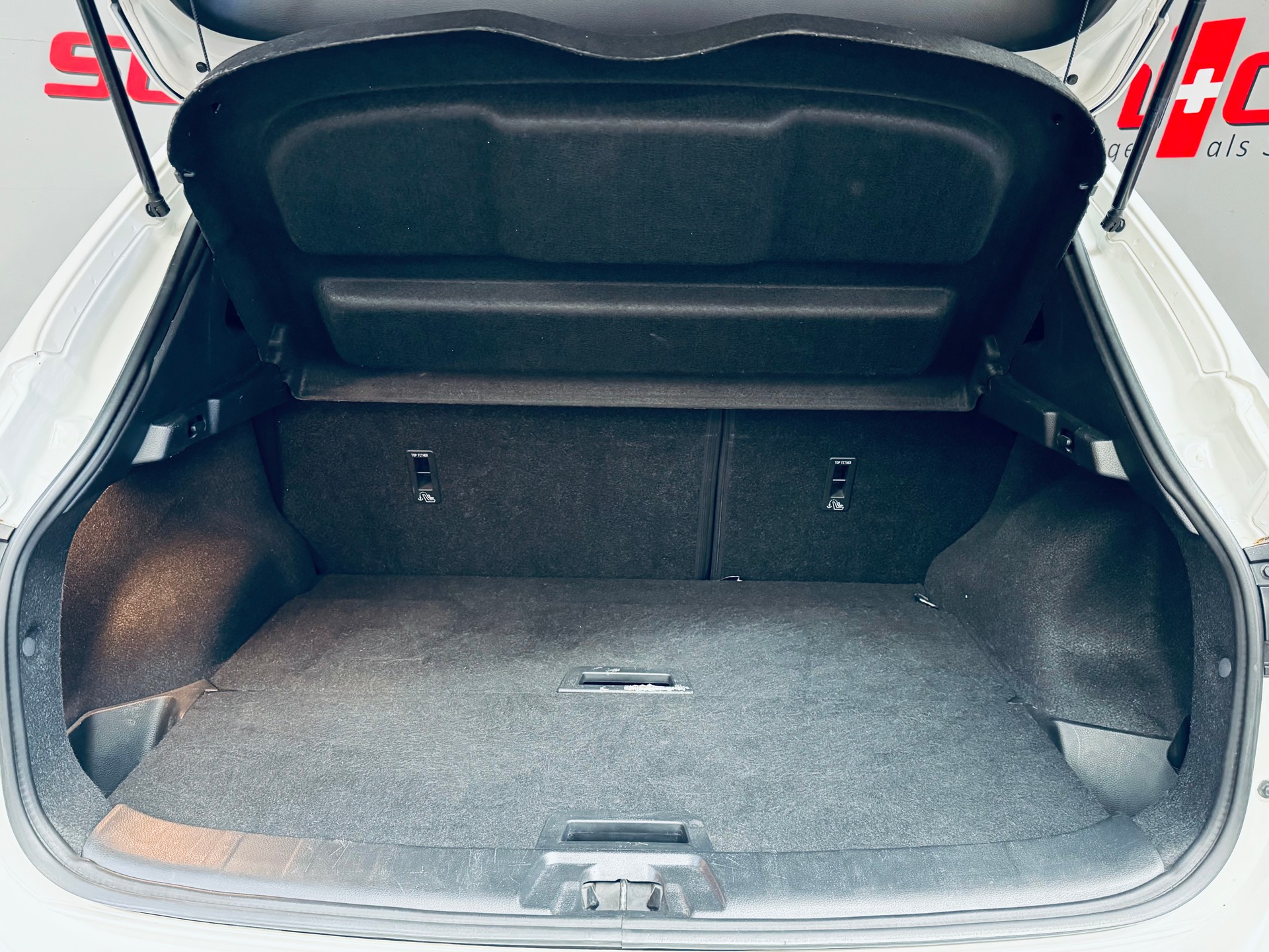 NISSAN Qashqai 1.6 dCi tekna Xtronic CVT-image-11