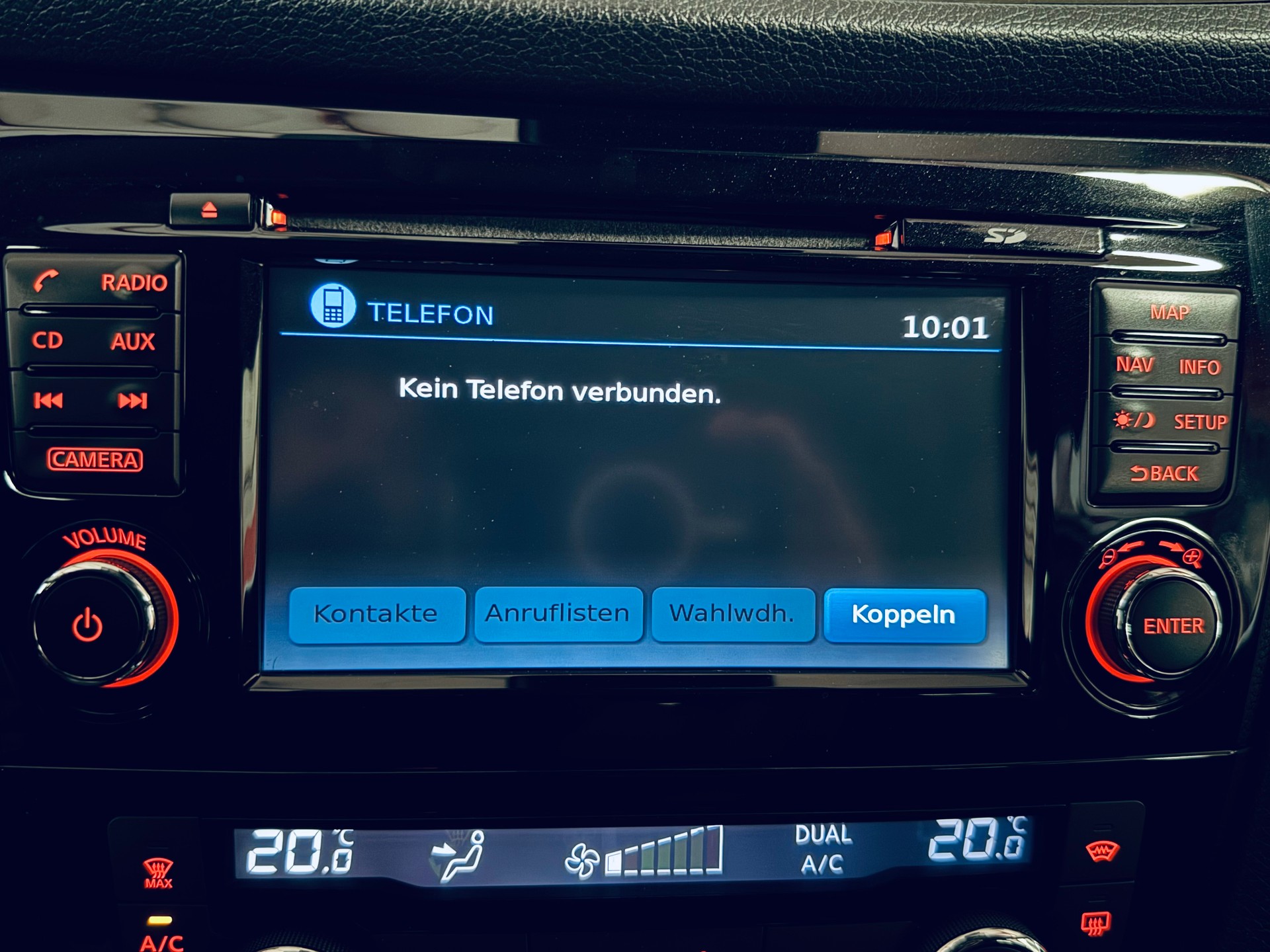 NISSAN Qashqai 1.6 dCi tekna Xtronic CVT-image-19