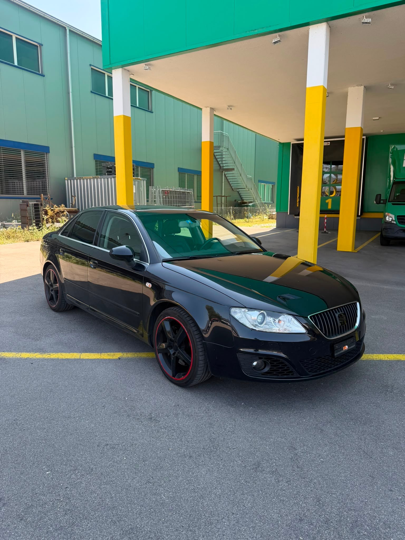 SEAT Exeo ST 2.0 TSI Sport-image-0