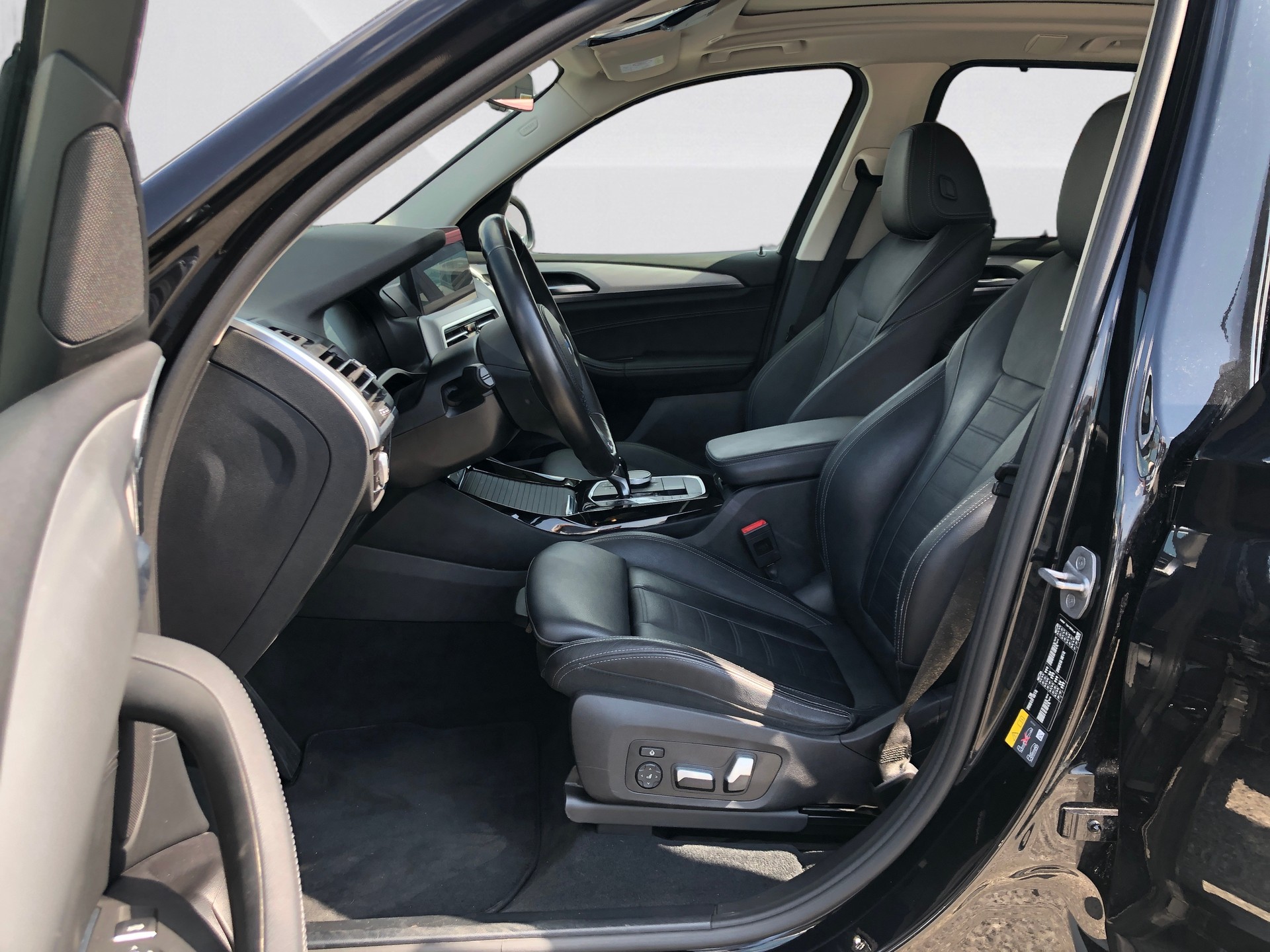 BMW X3 xDrive 30e M-Sport-image-15
