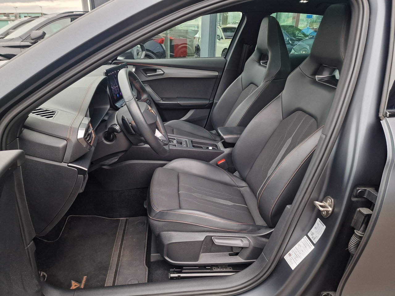 CUPRA Formentor 2.0TSI VZ 4Drive DSG-image-9