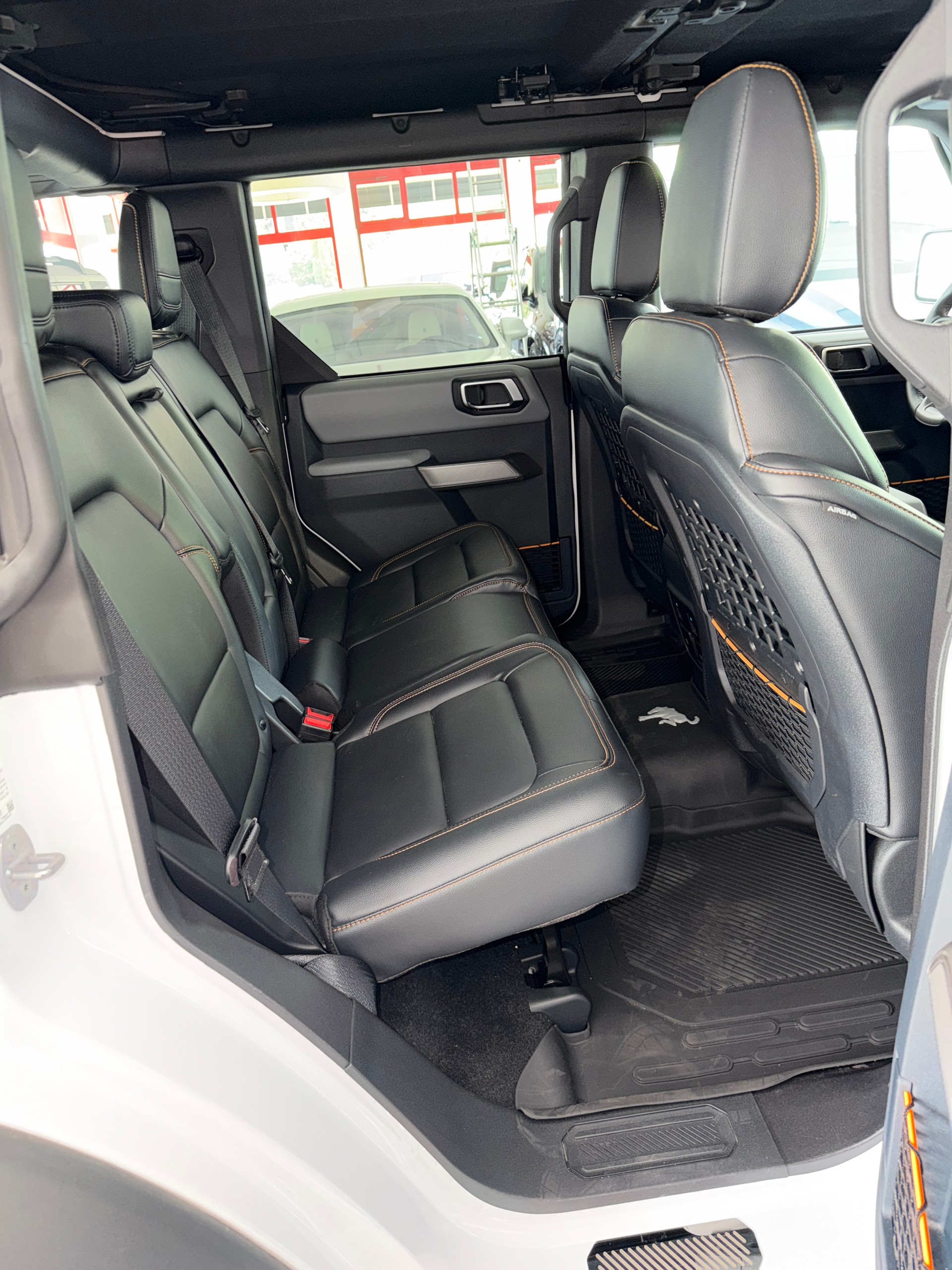 FORD Bronco 2.7 EcoB Badlands e-4WD-image-12