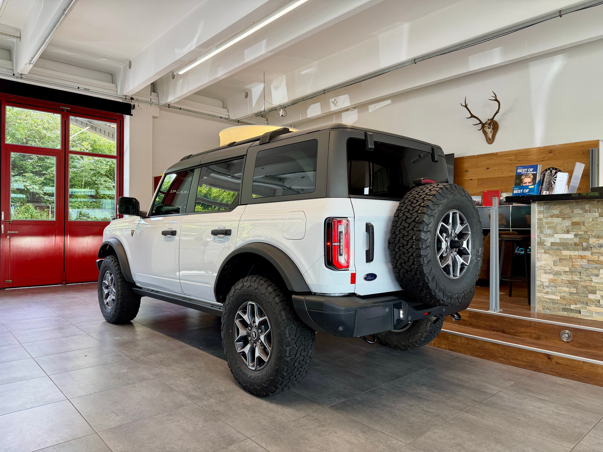 FORD Bronco 2.7 EcoB Badlands e-4WD-image-3